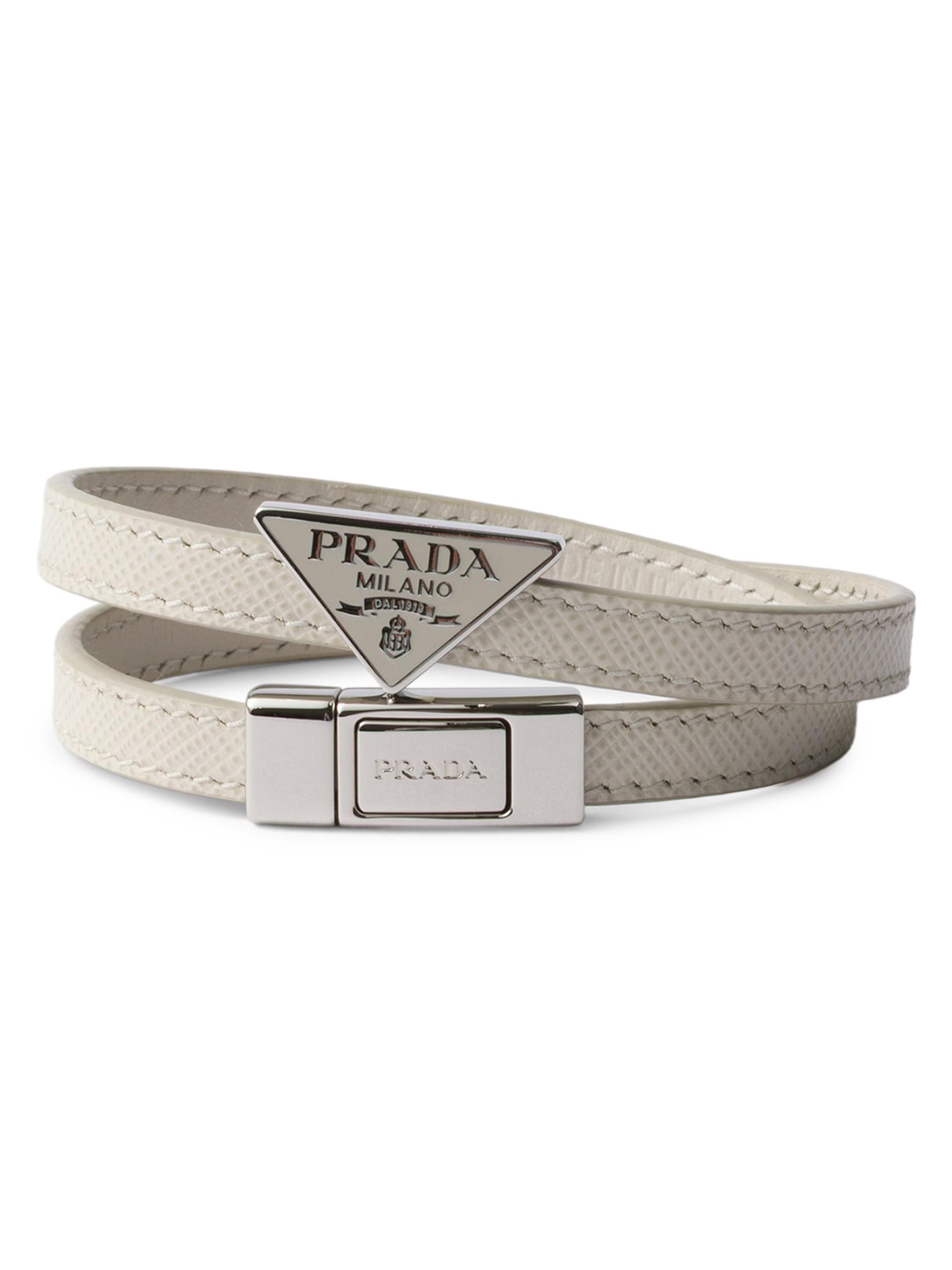 みらの様✨PRADA ロゴ ハンドバッグ BN1093 PATTINA 白タグ Prada Saffiano Leather Bracelet | Saks Fifth Avenue