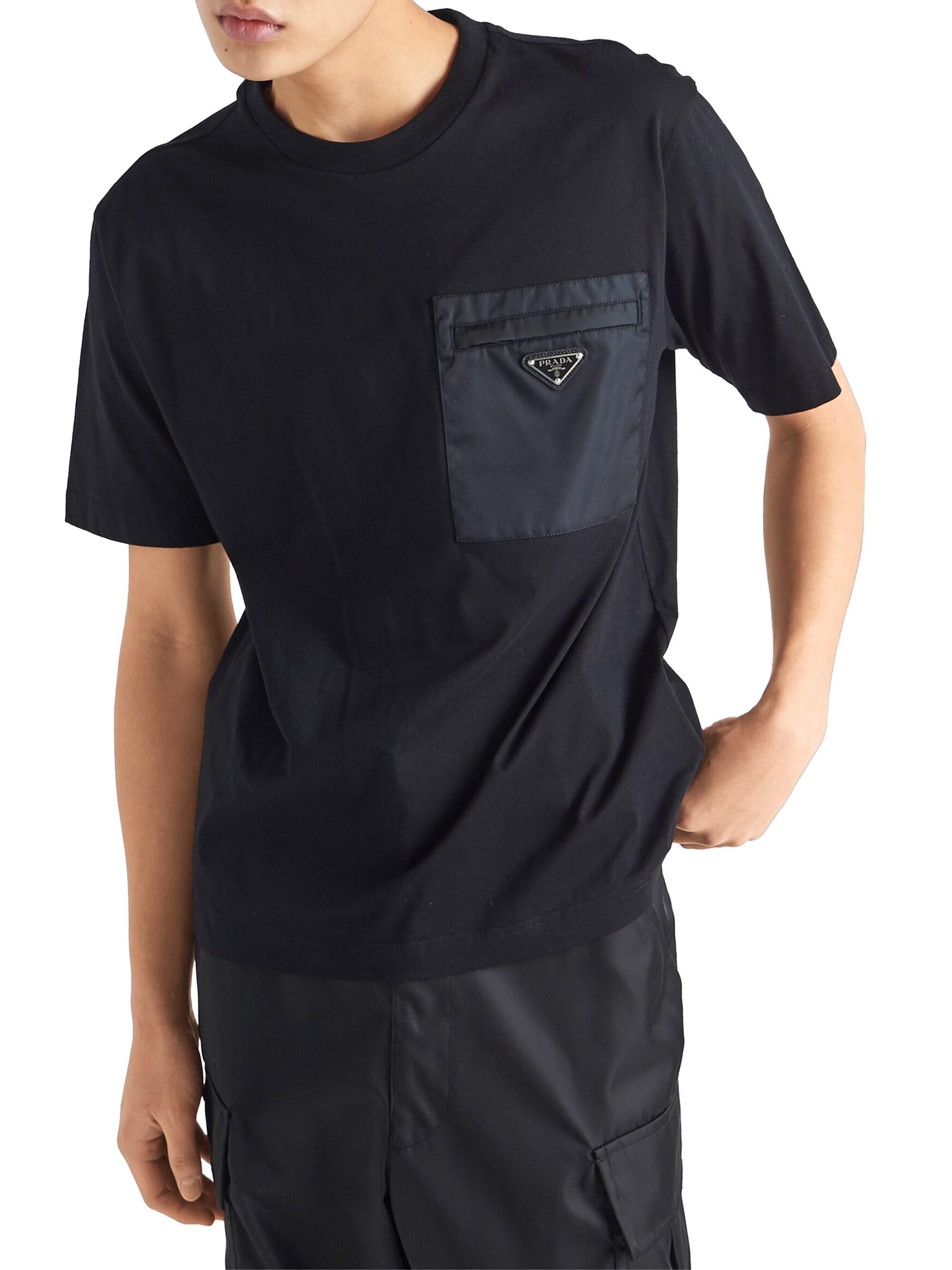 【新品未使用】PRADA Re-Nylon x ジャージー Tシャツ ブラック Prada Re-Nylon and Jersey T-Shirt | Saks Fifth Avenue