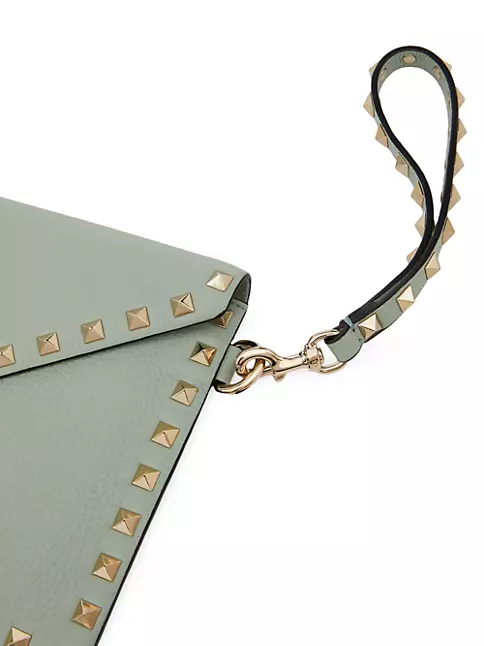 Rockstud Grainy Calfskin Pouch for Woman in Water Green