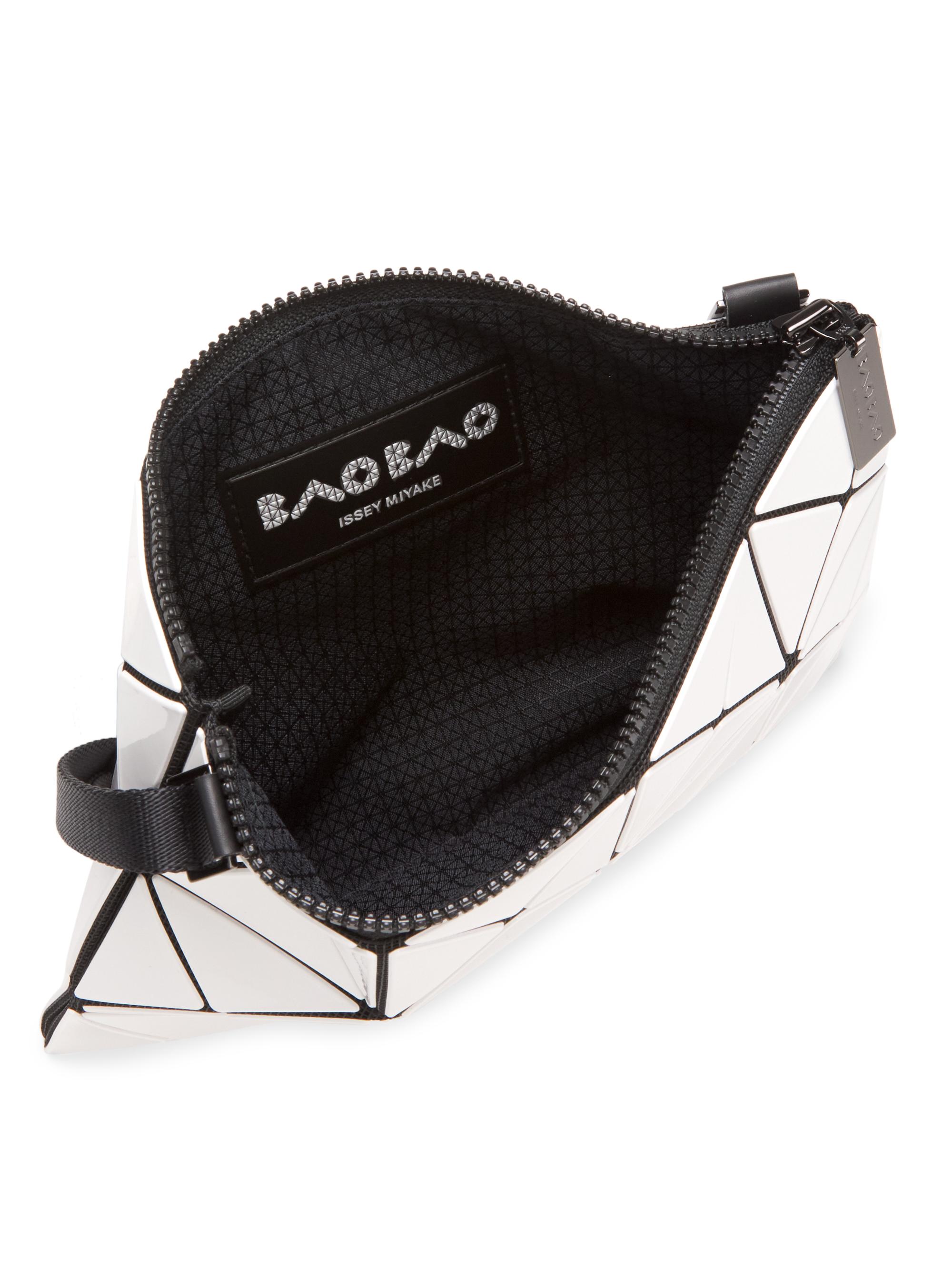 ISSEY MIYAKE BAOBAOクラッチバッグ BAO BAO ISSEY MIYAKE Lucent Geo Tile Crossbody Clutch Bag