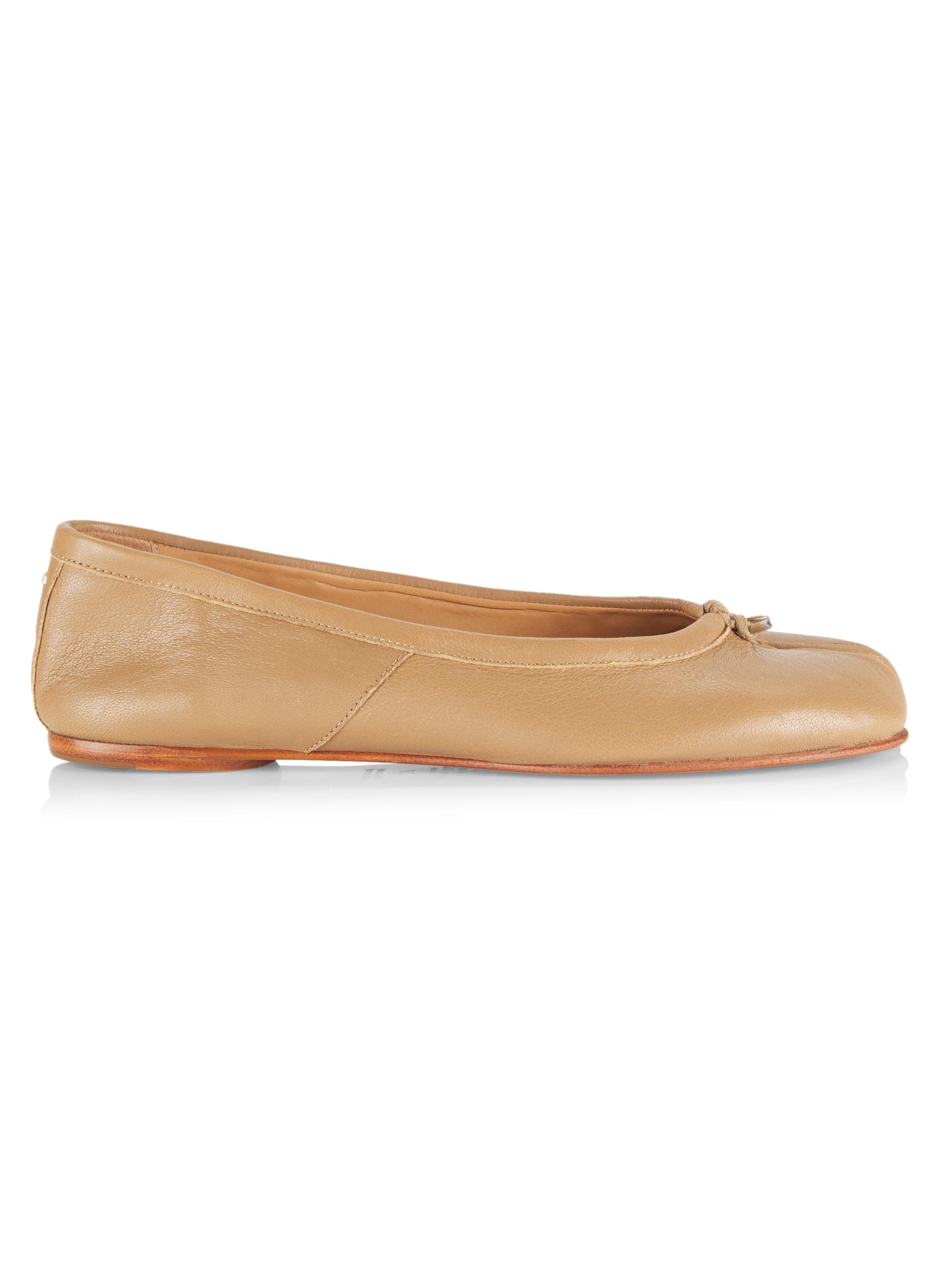 Maison Margiela Women's Tabi Ballet Flats - Beige