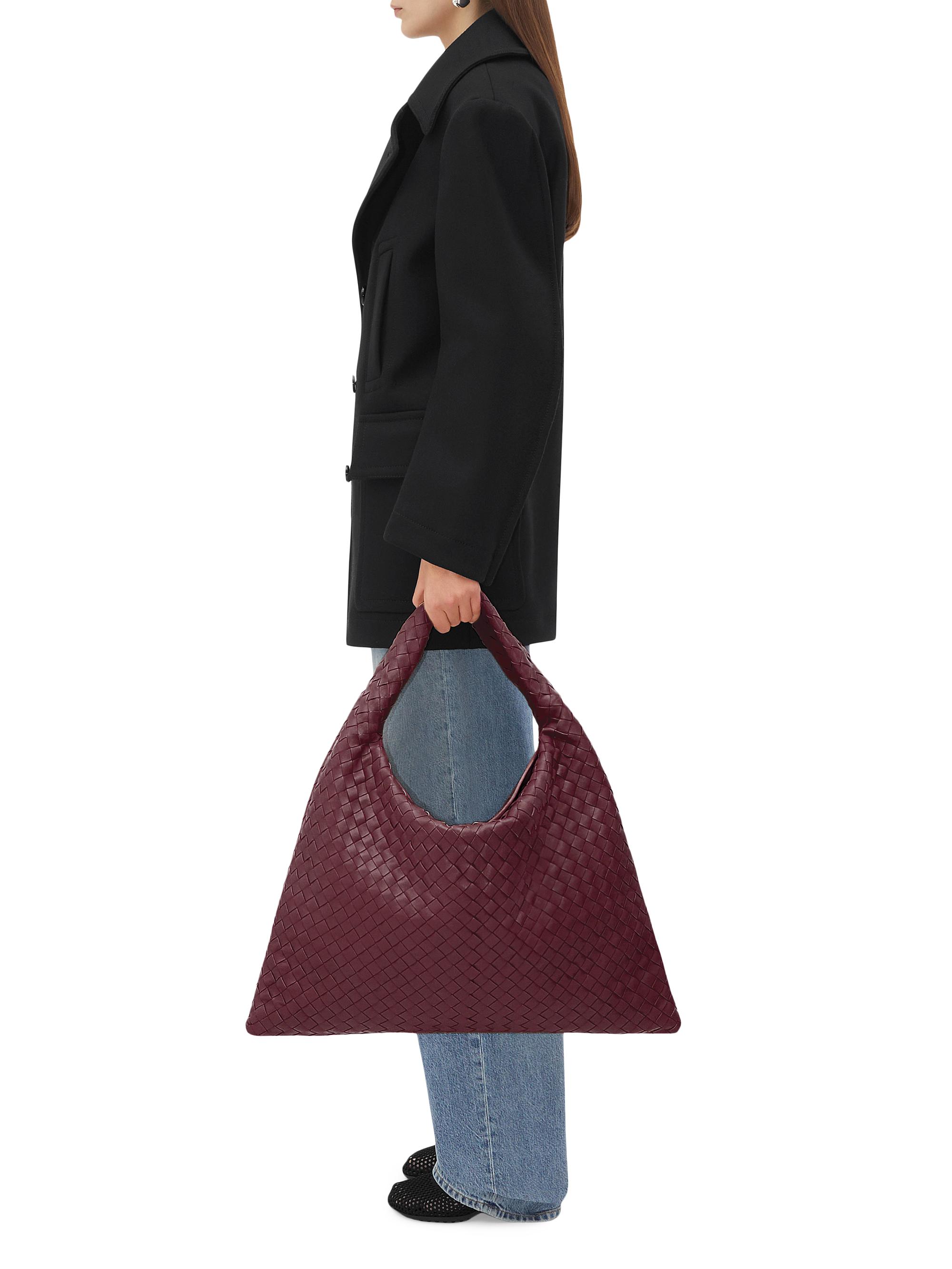 BOTTEGA VENETAのバッグ BOTTEGA VENETA Parachute small intrecciato leather shoulder bag