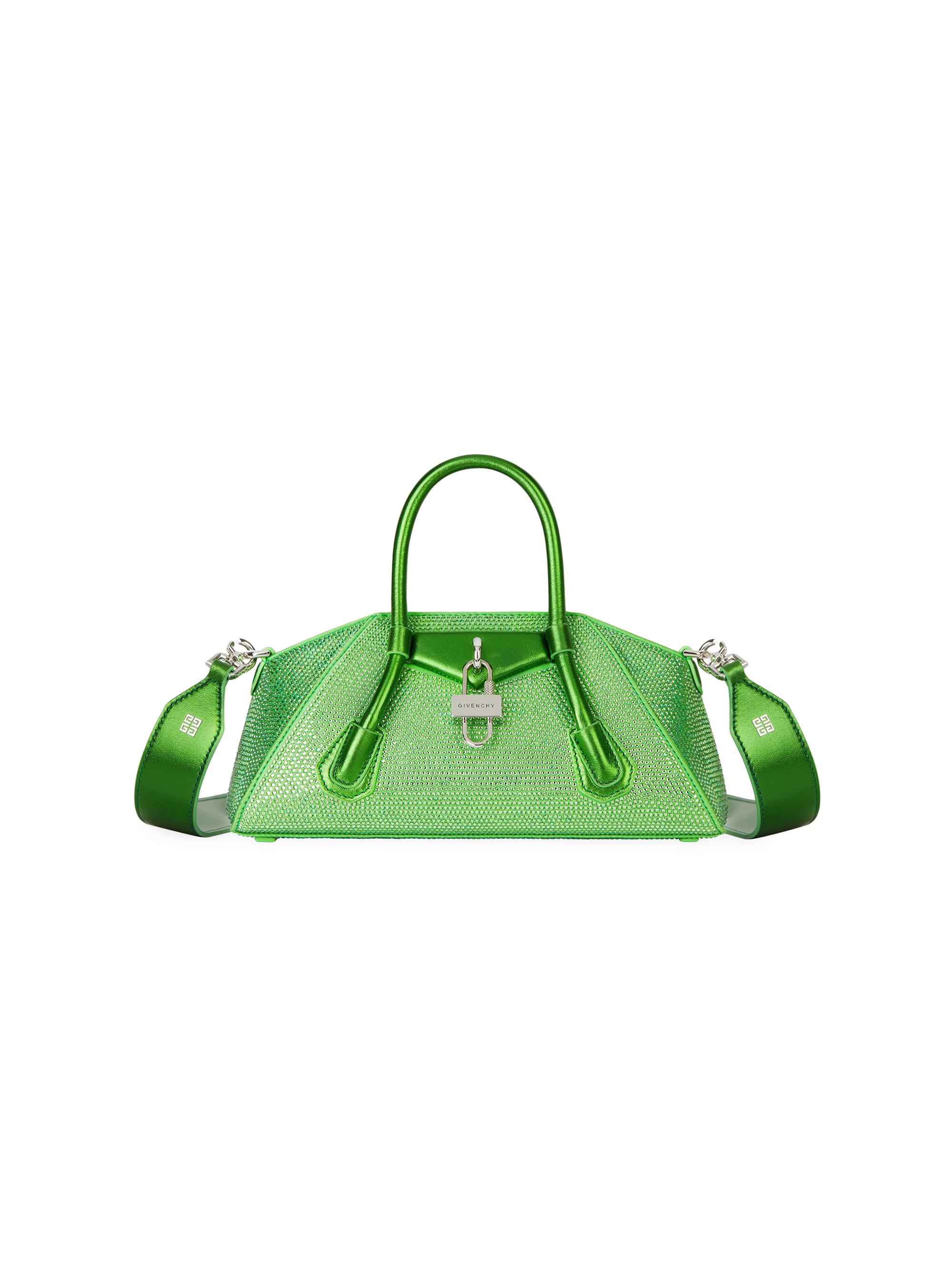 0400019750309_ABSYNTHEGREEN?