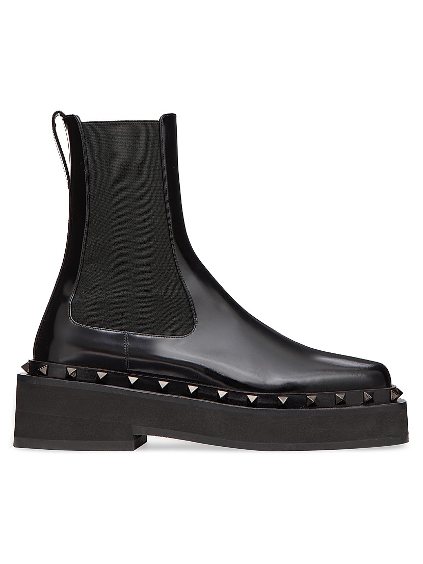 Shop Valentino Garavani M-way Rockstud Beatle In Calfskin Shop Valentino Garavani M-way Rockstud Beatle In Calfskin
