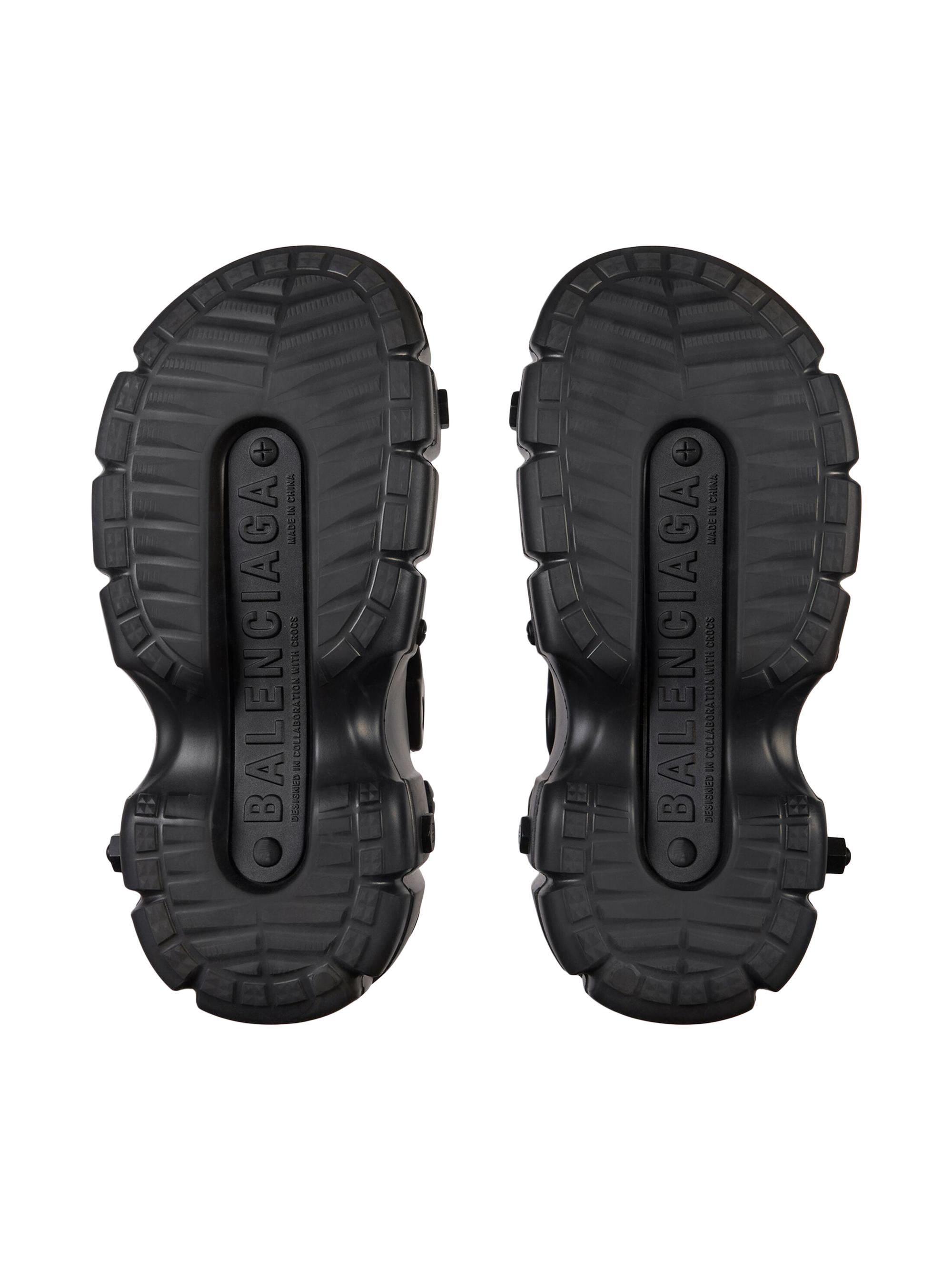 0400019813568_BLACK_A6?wid=830