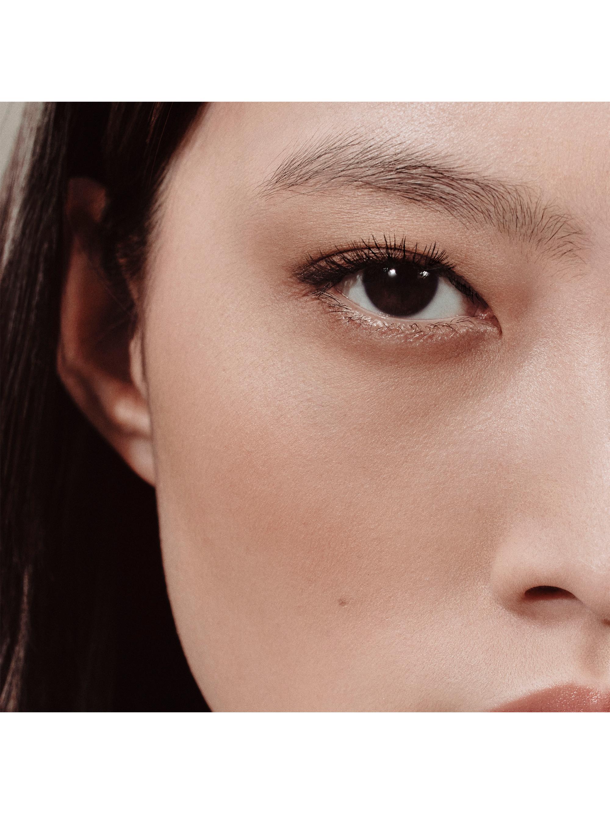 HERMÈS Trait d'Hermès Revitalizing Care Mascara | Saks Fifth Avenue