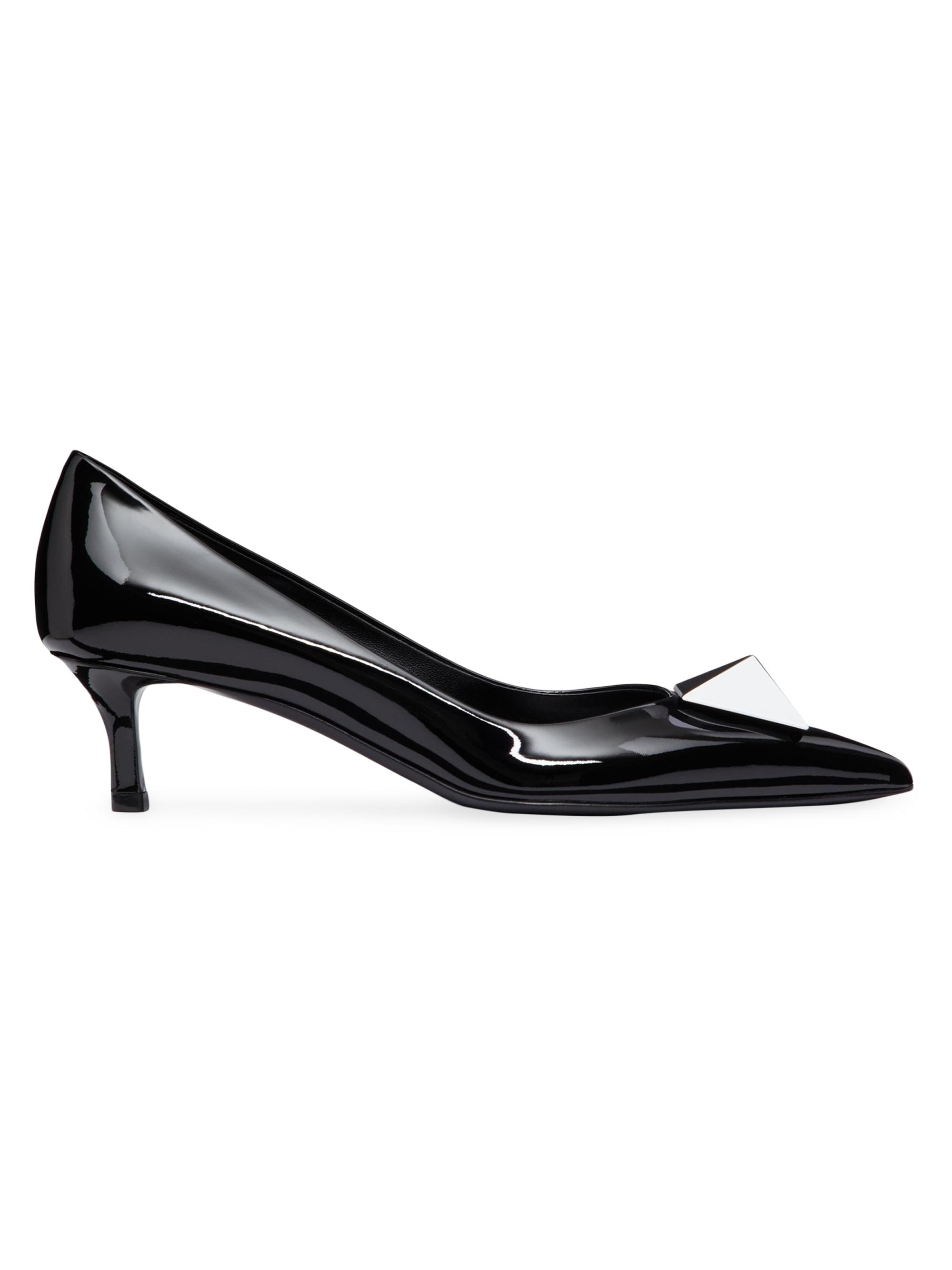 One Stud patent leather pumps