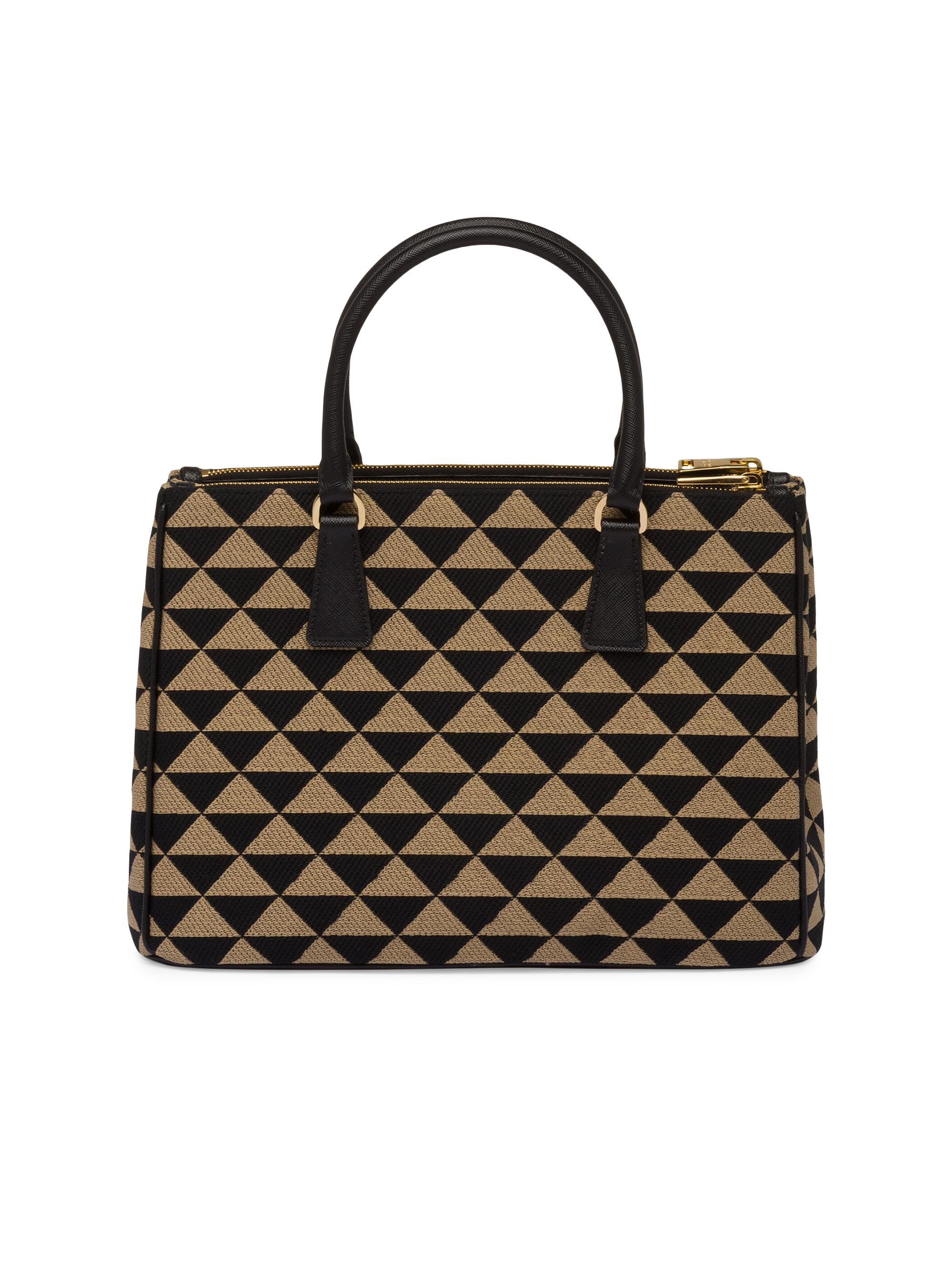 バッグ PRADA archive leather square totebag バッグ PRADA archive leather square totebag PRADA archive leather