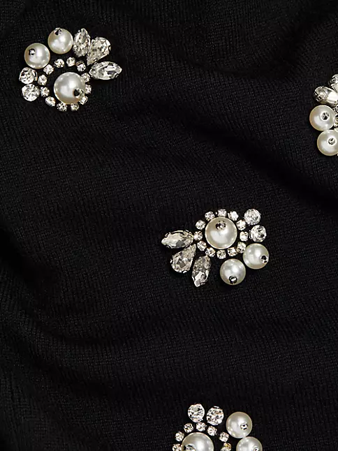 chanel-pearl-brooch - wit & whimsy