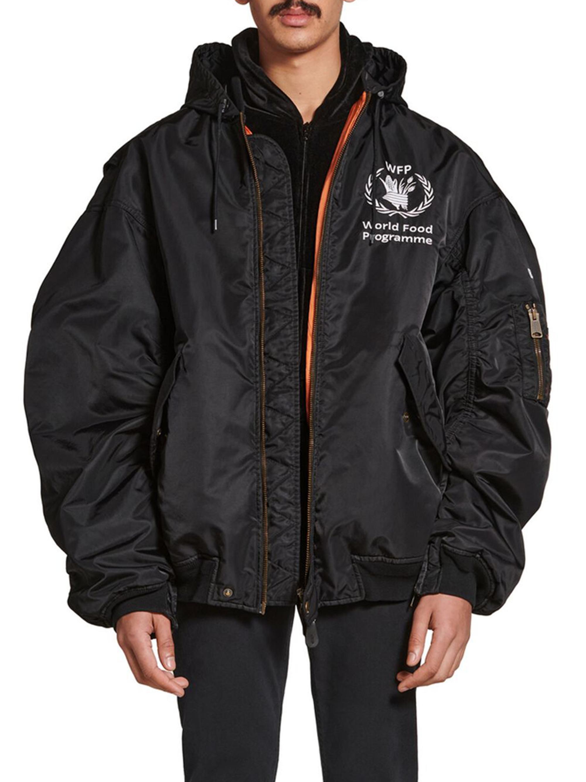 balenciaga WFP フード付きボンバージャケット 0400020045293_BLACK_A2?wid=830