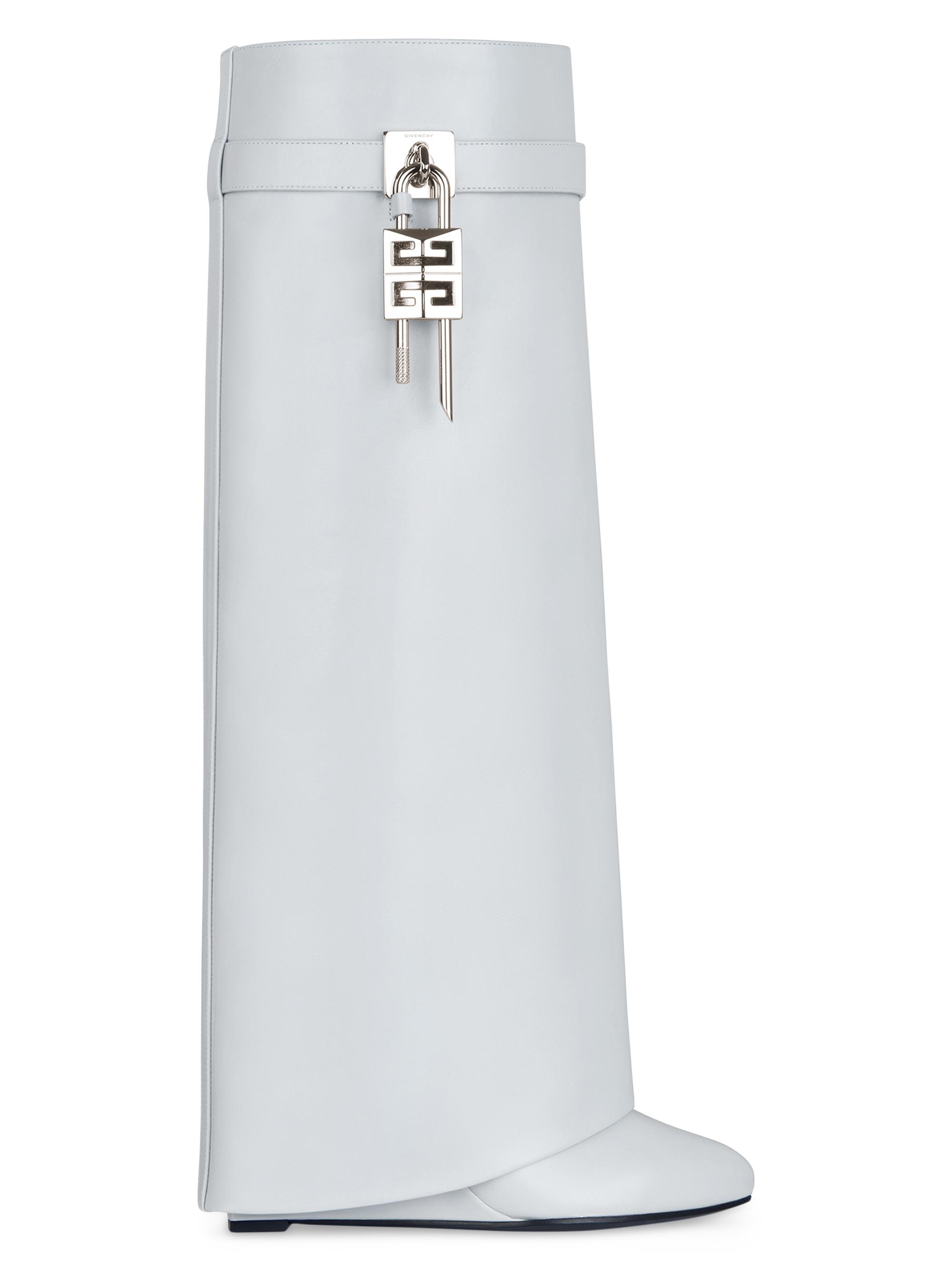 Givenchy Women's Shark Lock Boots Wide Fit In Leather - Red