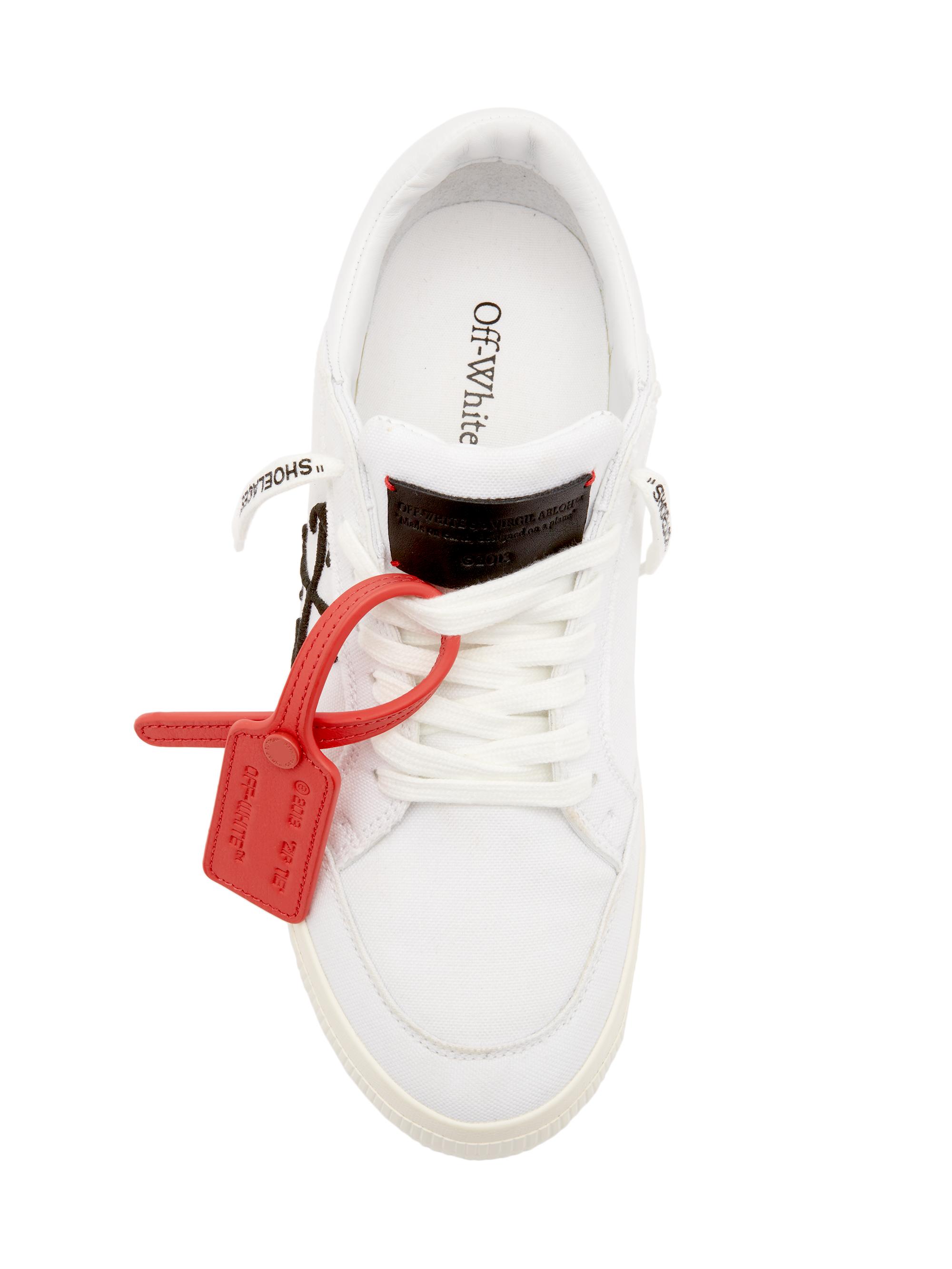 0400020147036_WHITEBLACK_A4?