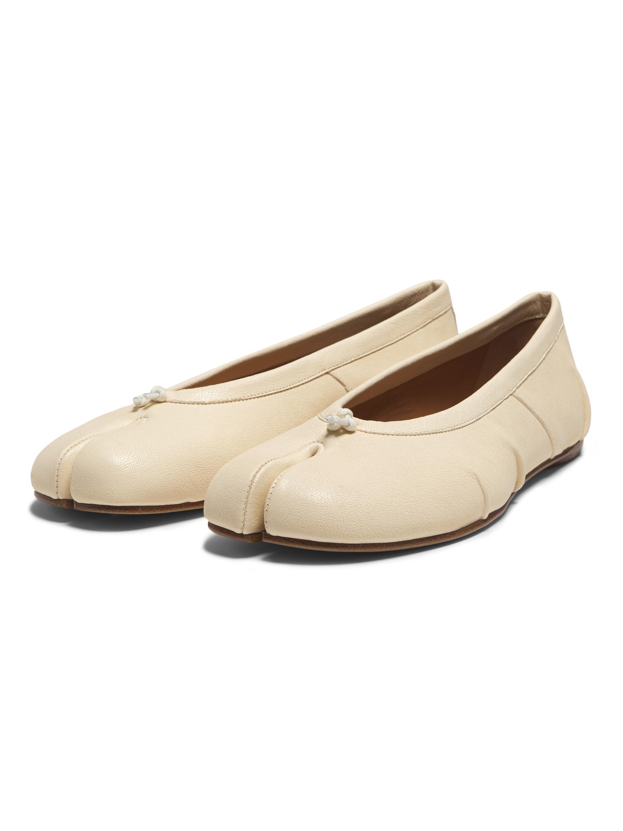 Maison Margiela Tabi Leather Ballerina Flats | Saks Fifth Avenue