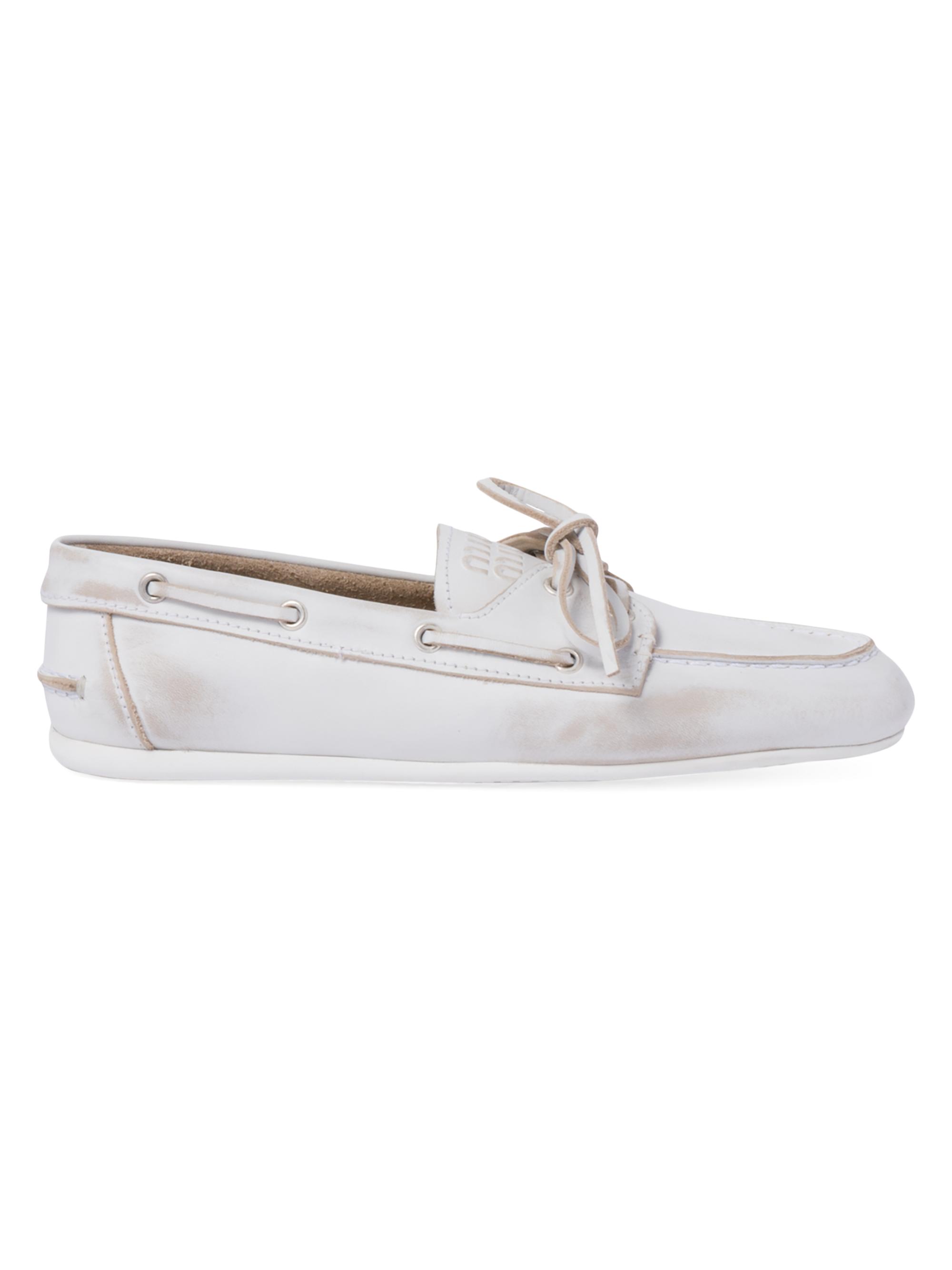 Miu Miu Women's Distressed Leather Boat Shoes - Bianco
