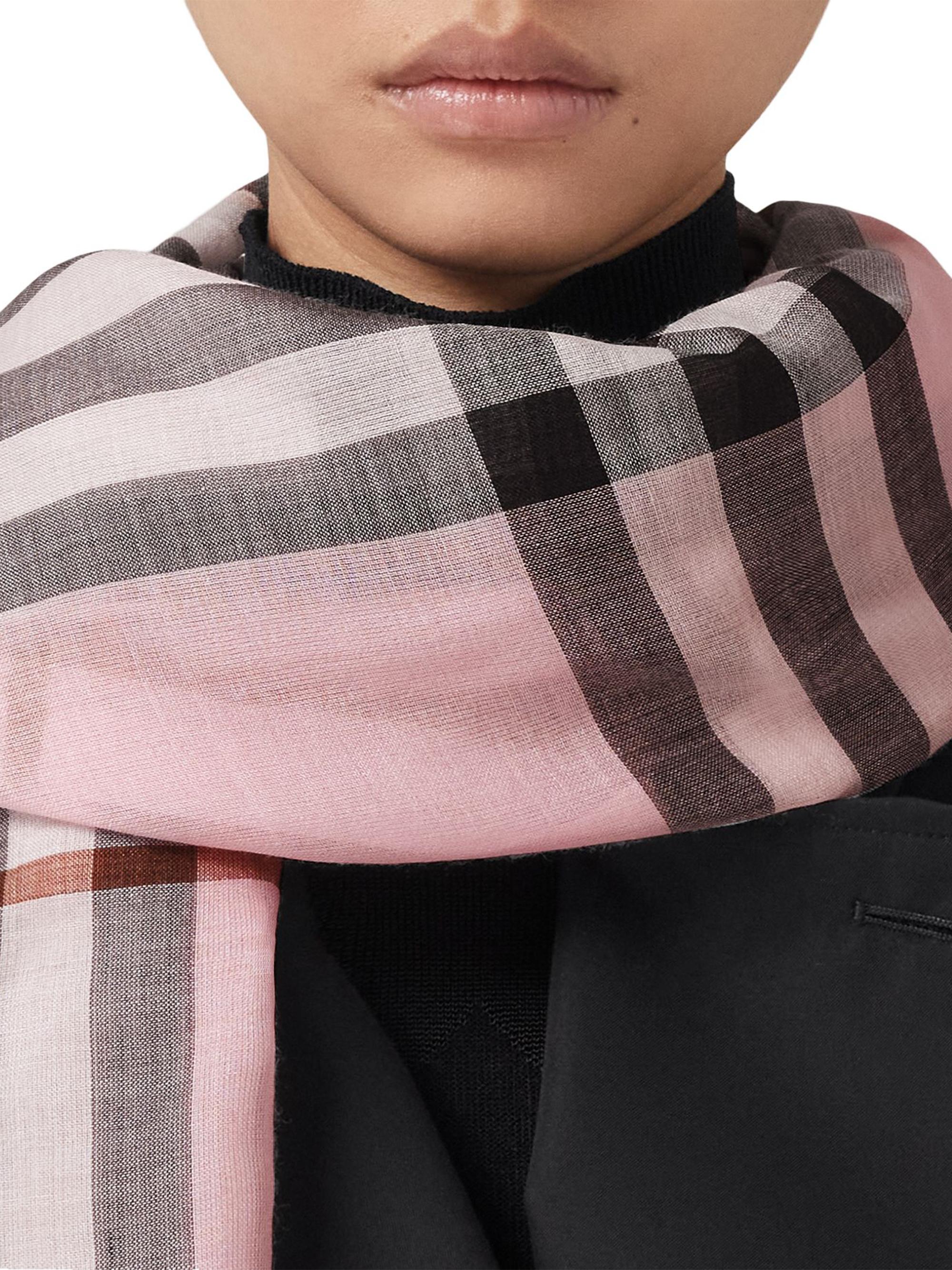 Burberry ストール チェック ウール シルク イタリア Burberry Giant Check Wool-Silk Gauze Scarf | Saks Fifth Avenue