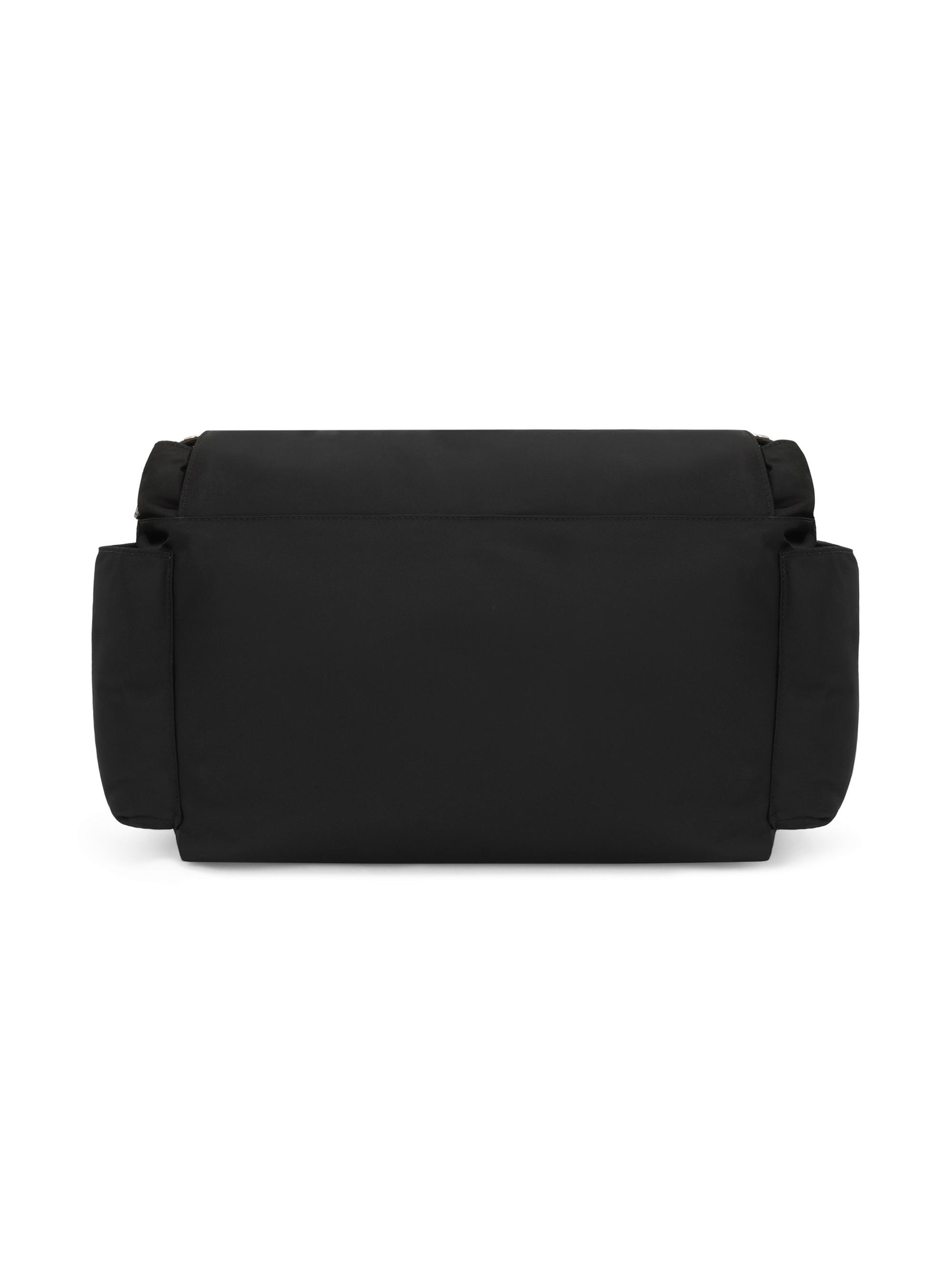 0400020231408_BLACK_A4?wid=830