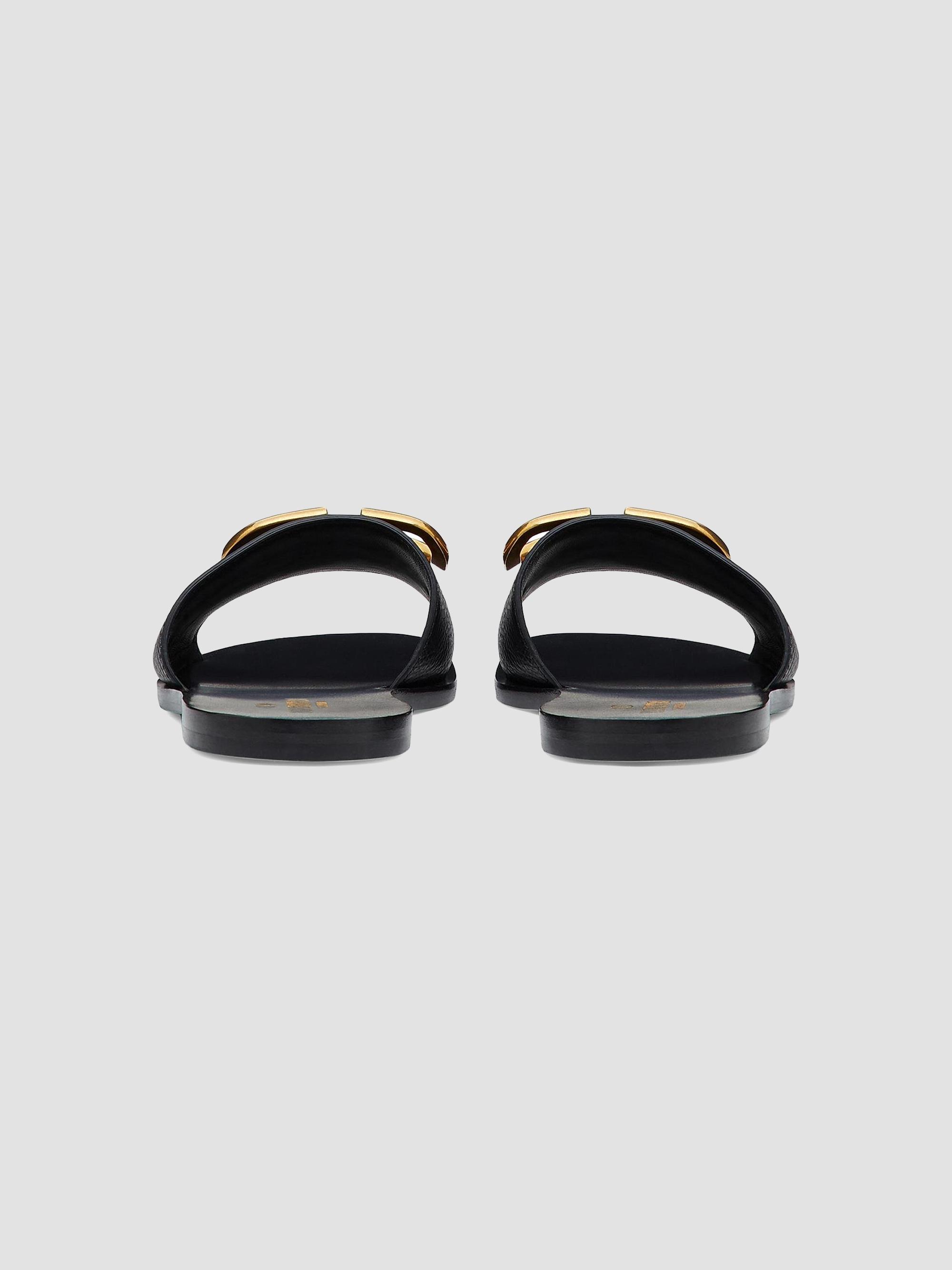 Valentino Garavani VLogo Signature Slide Sandals in Grainy Cowhide