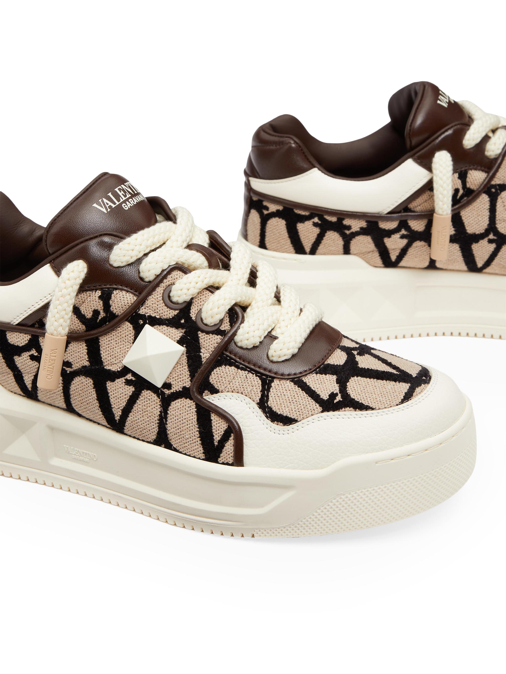 【新品・未使用】【定価126,500円】VALENTINO ONE STUD Valentino Garavani One Stud XL leather platform sneakers Valentino