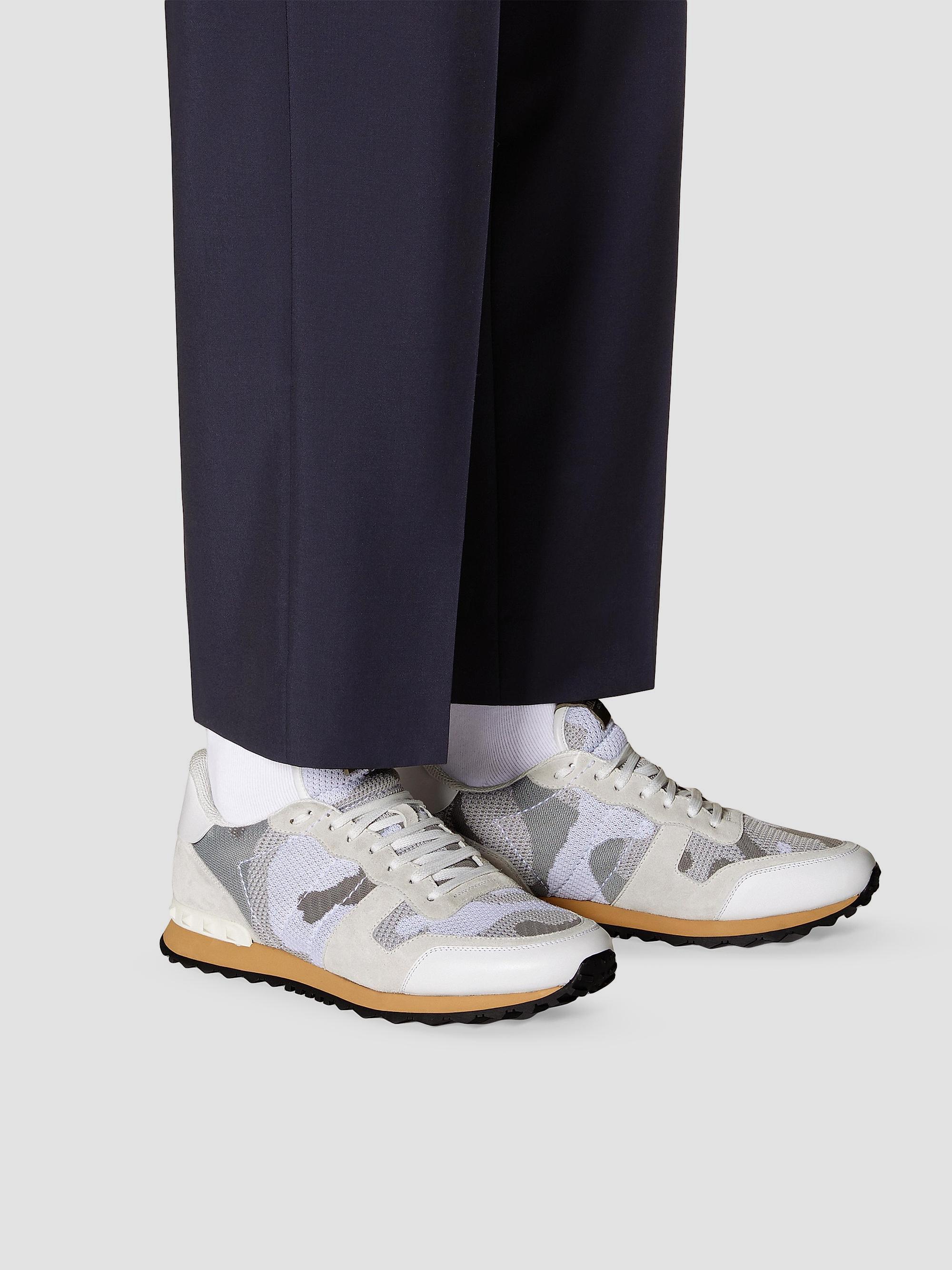 Valentino Garavani Mesh Fabric Camouflage Rockrunner  display picture 2