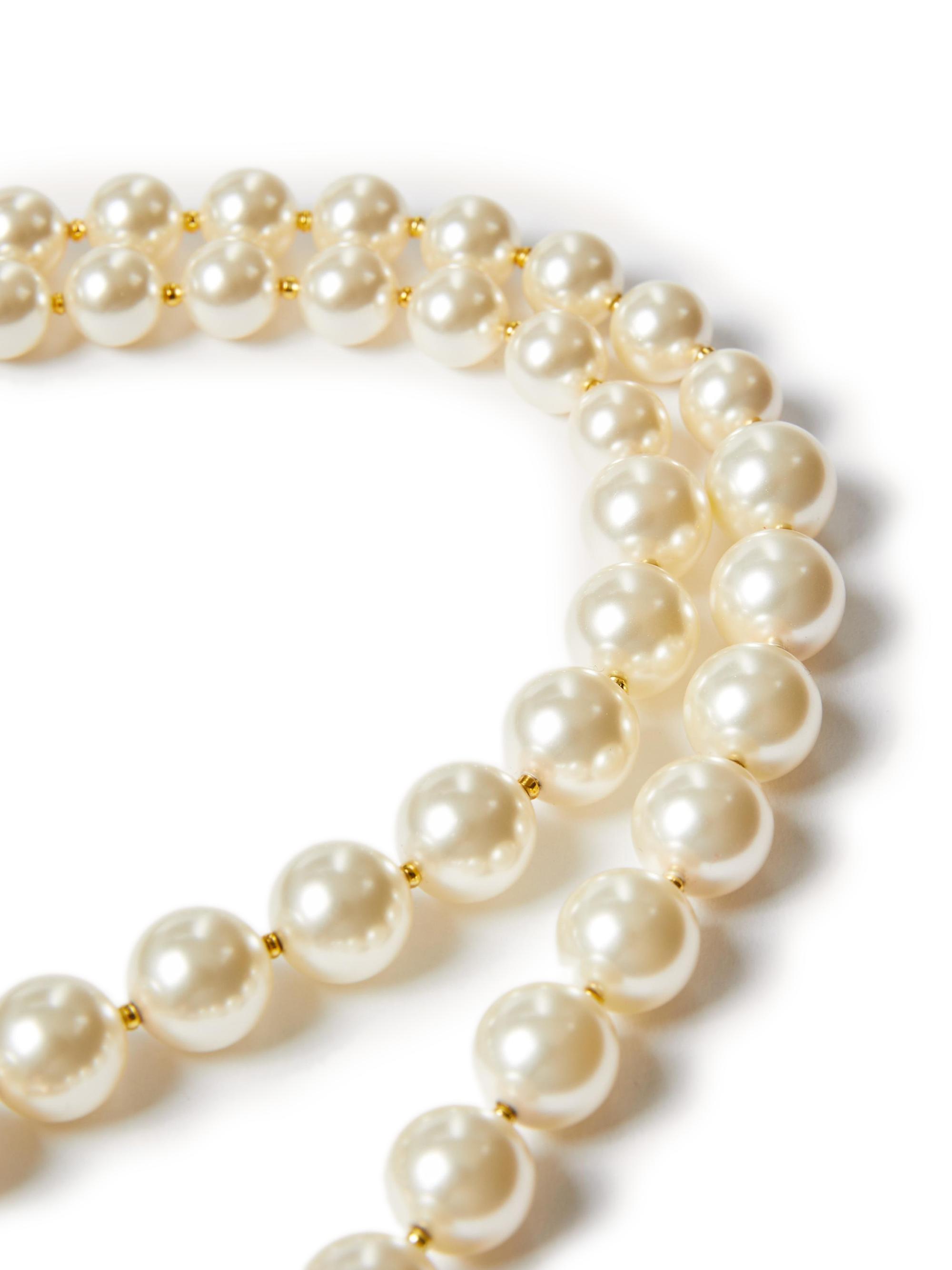 V Logo Signature Faux Pearl Necklace