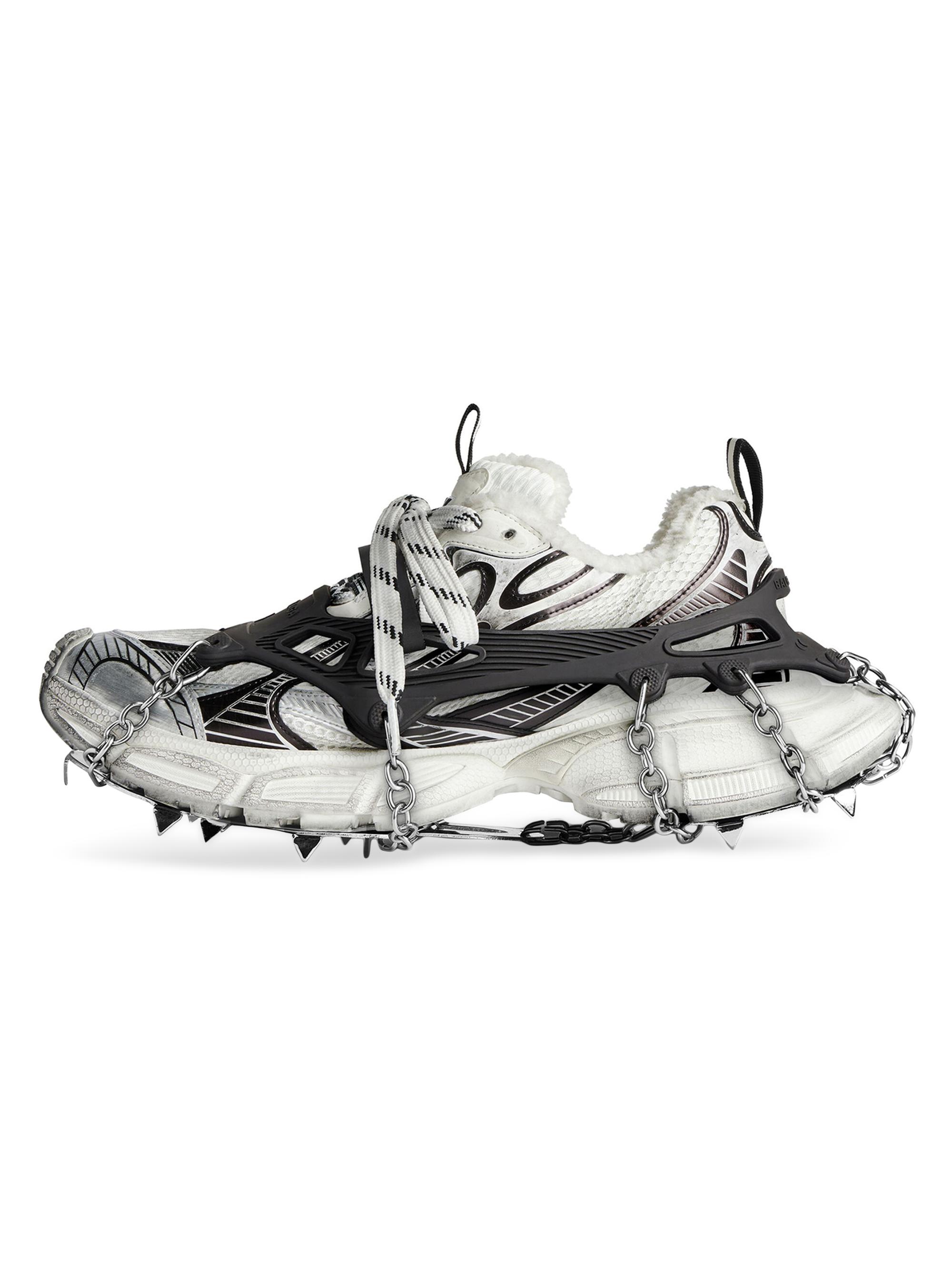 BALENCIAGA ザ・タウン Balenciaga Autumn Winter 2025 collection now available at Dover