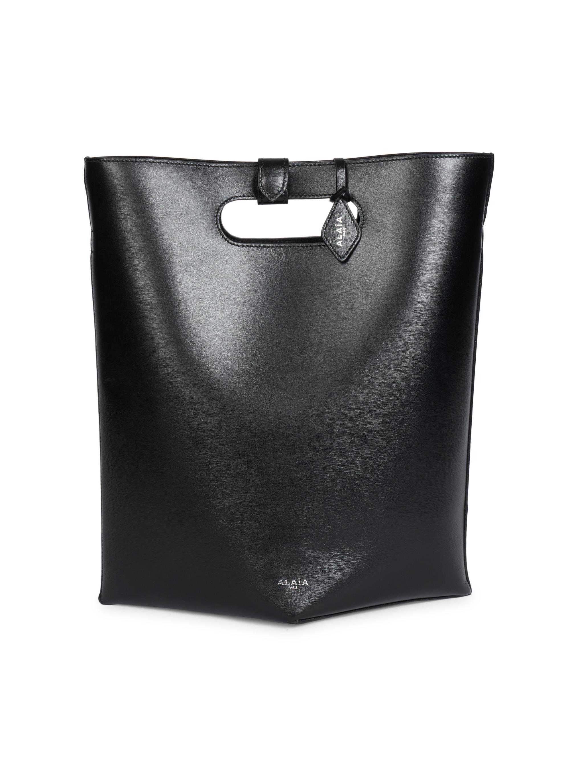 Alaïa Women's Folded Cut-Out Leather Bag - Noir