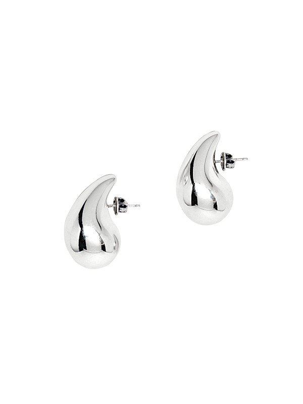 Sterling silver tear drop earrings. Sterling silver tear drop earrings.