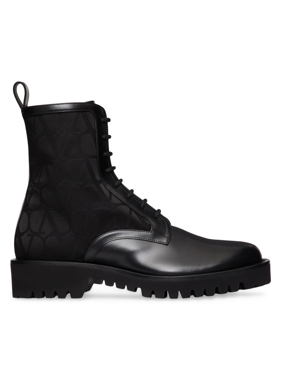 シューズ・サンダルその他 VALENTINO Vlogo Signature Combat Boot in Black Leather Vlogo Signature Calfskin Combat Boot 35mm / .8 In. for Woman