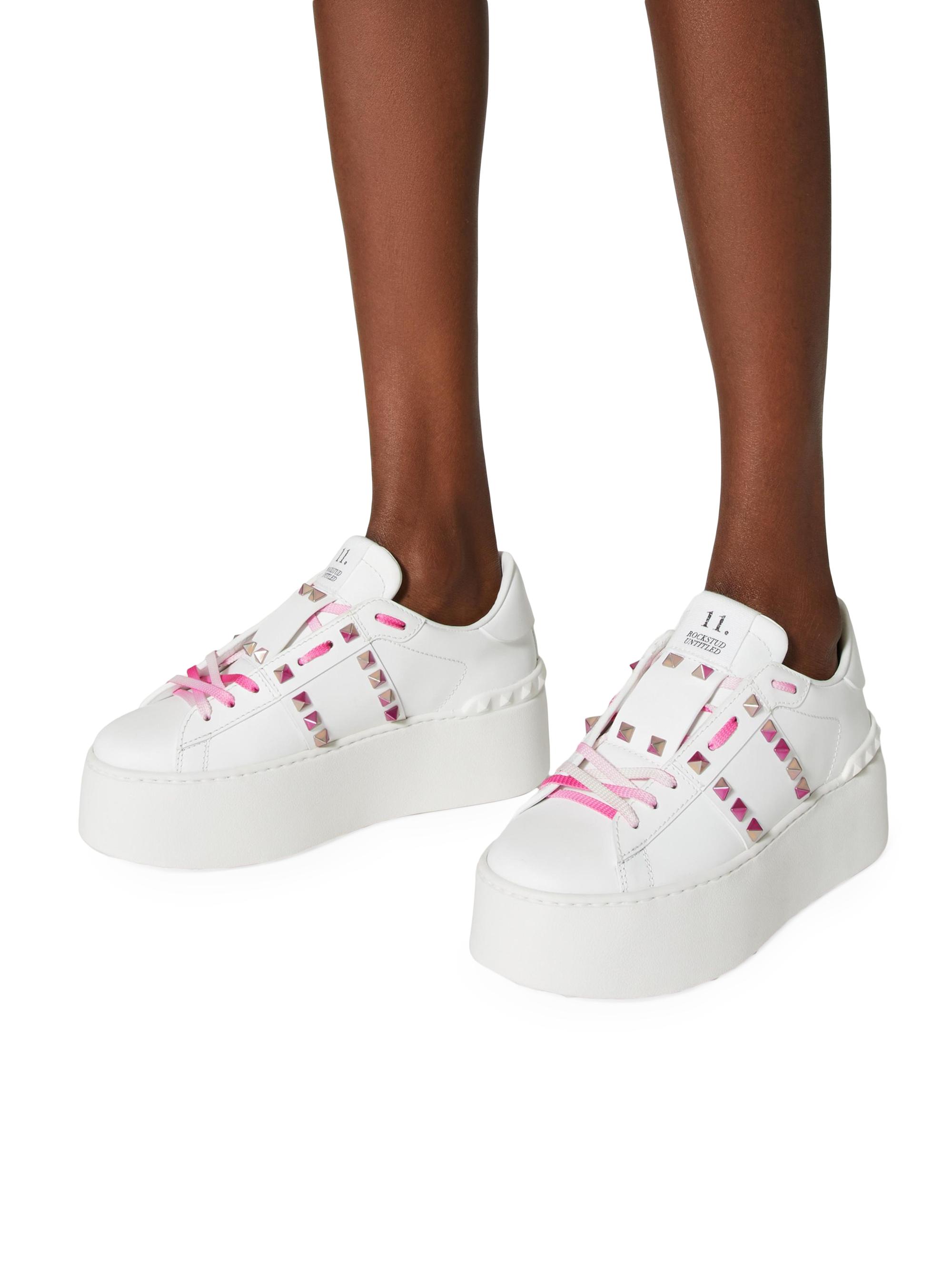 VALENTINO アンタイトルドスタッズデニム(撮影で使用) 楽天市場】ヴァレンティノ VALENTINO ロックスタッズ アン