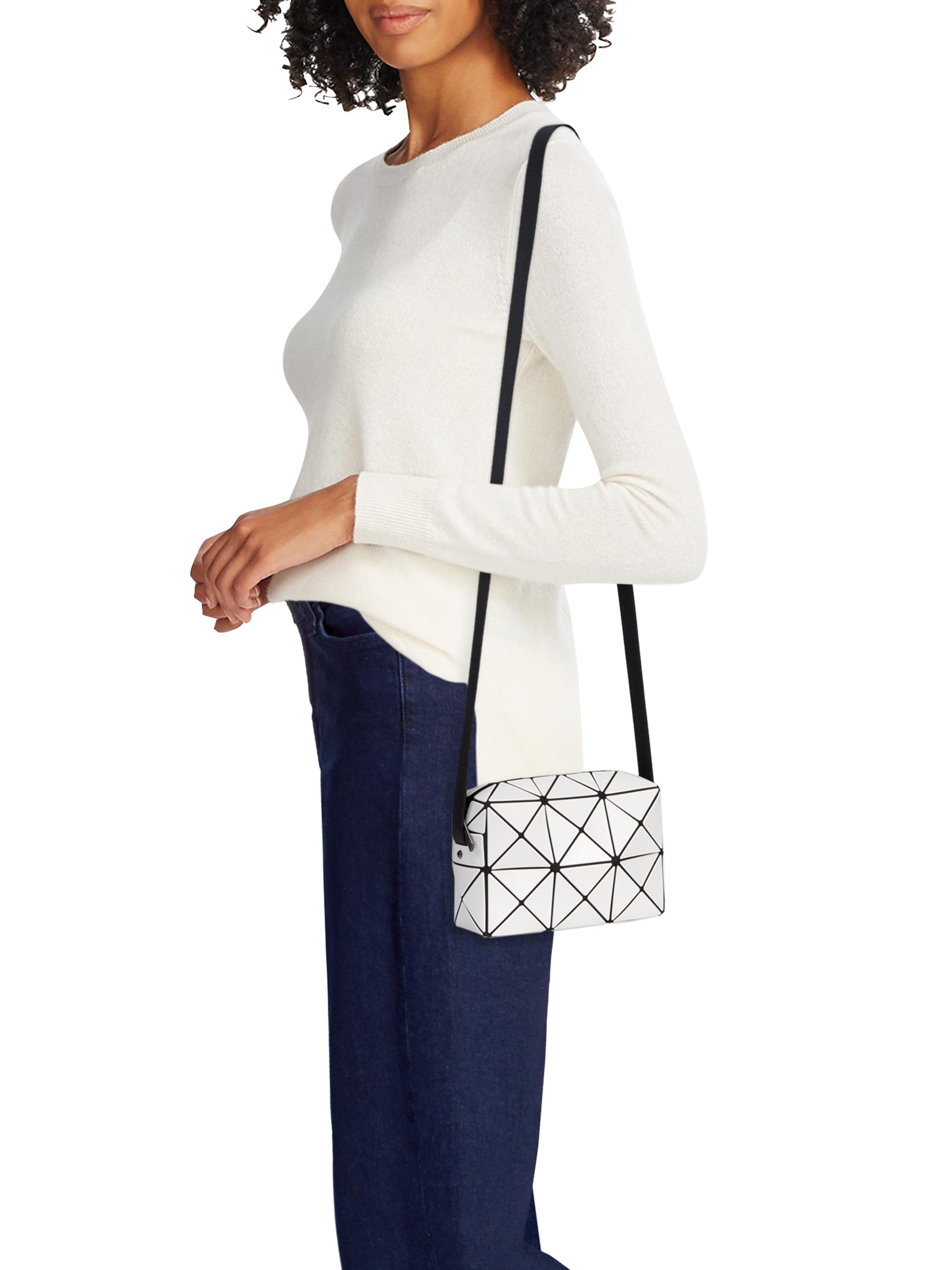 CUBOID CROSSBODY BAG – ISSEY MIYAKE ONLINE STORE｜ショルダーバッグ