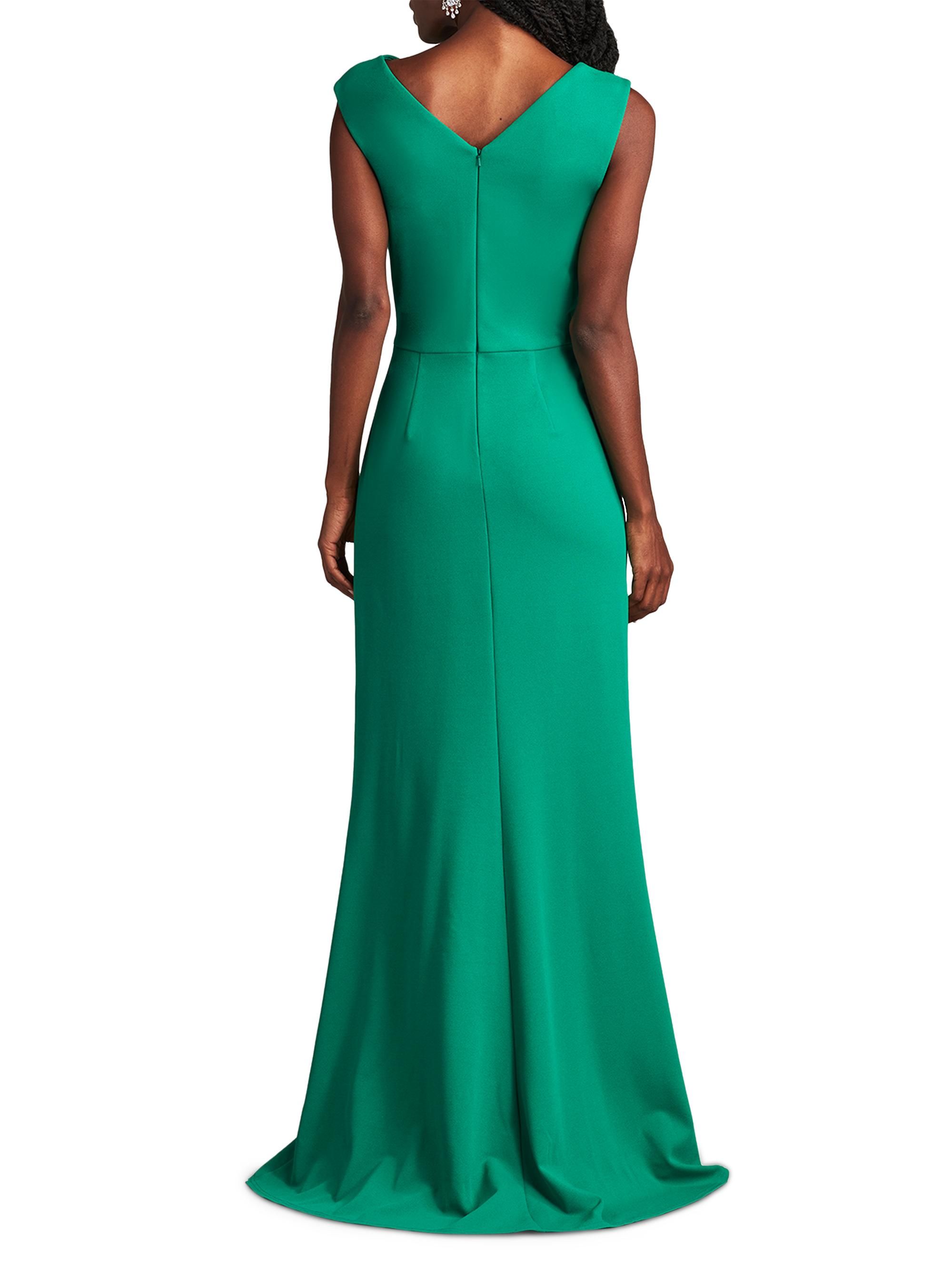 Tadashi Shoji グリーンドレス US 4 シフォン付き bfz18238l_forest_nude_front_2.jpg