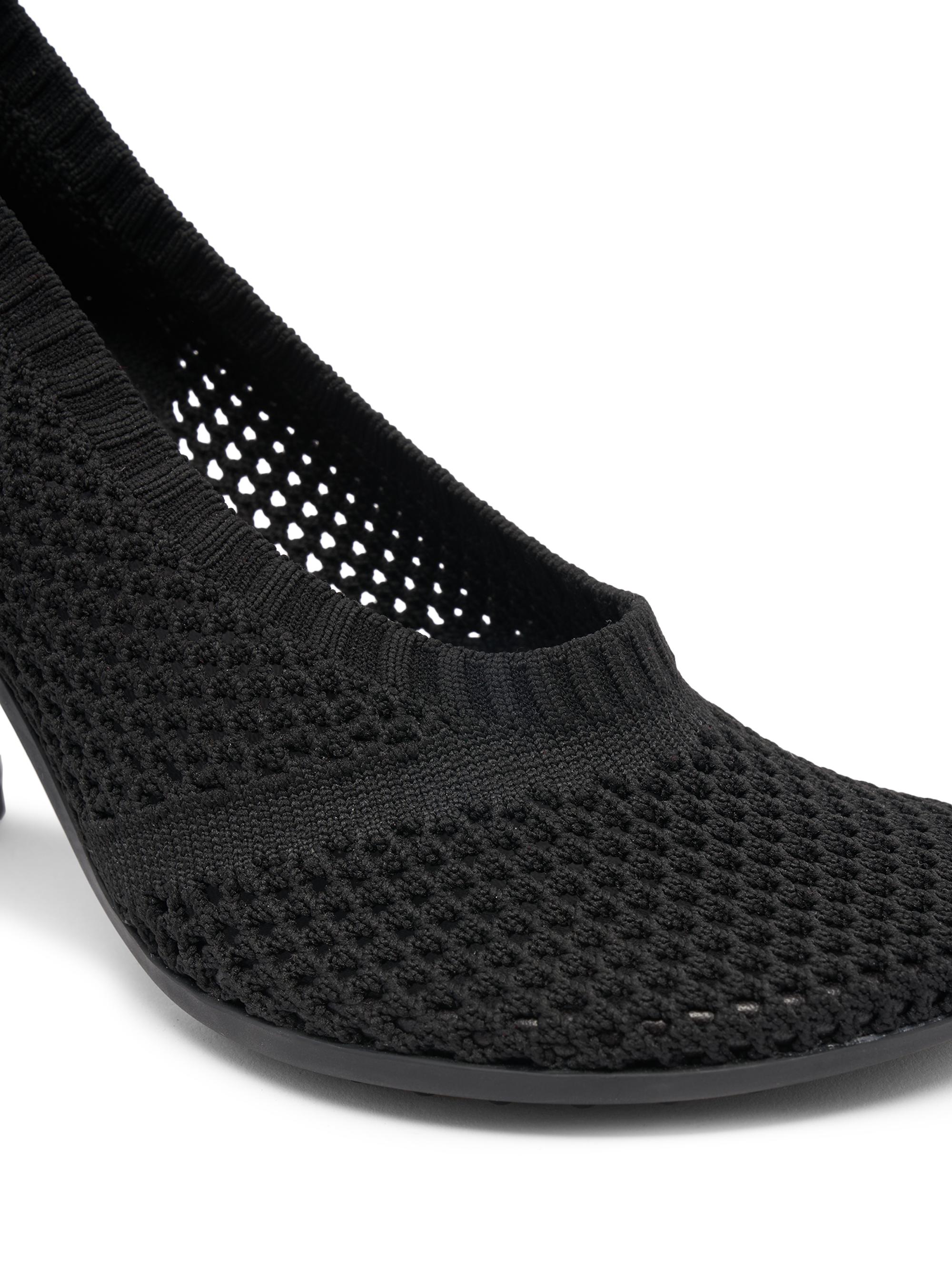 Shop Bottega Veneta Atomic 90MM Mesh Knit Pumps | Saks Fifth Avenue