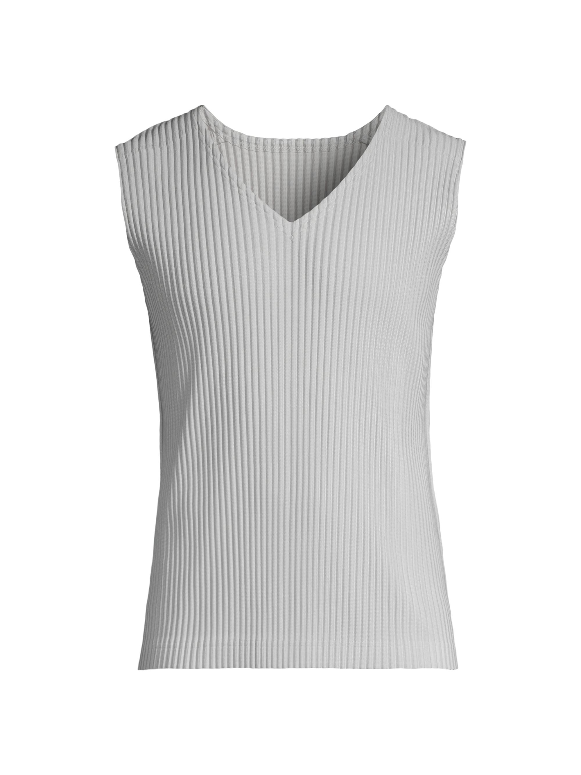 ISSEY MIYAKE - V-neck Pleated Vest