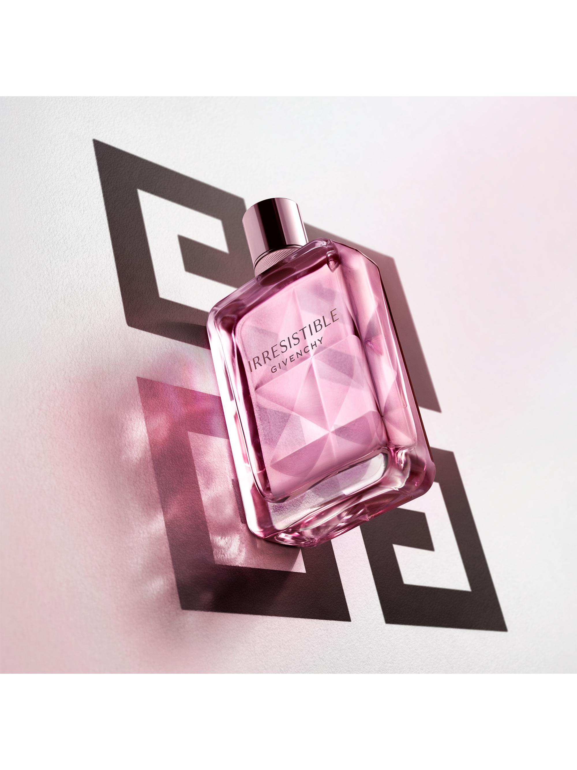 その他 GIVENCHY EAU DE PARFUM VERY FLORAL Irresistible Very Floral - Eau de parfum floral, woody
