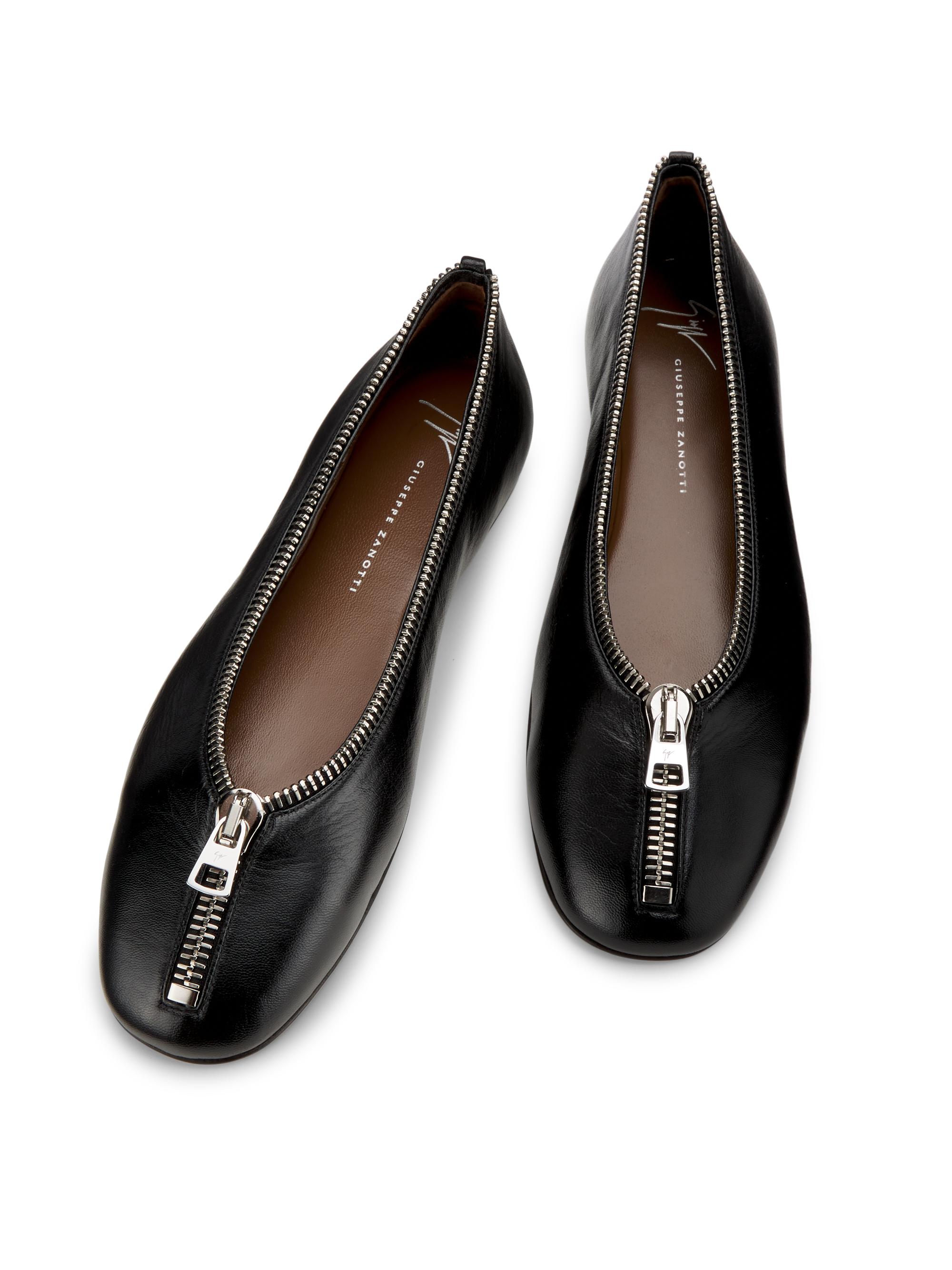 Giuseppe Zanotti Amanda Zipper-Detailed Leather Ballet Flats