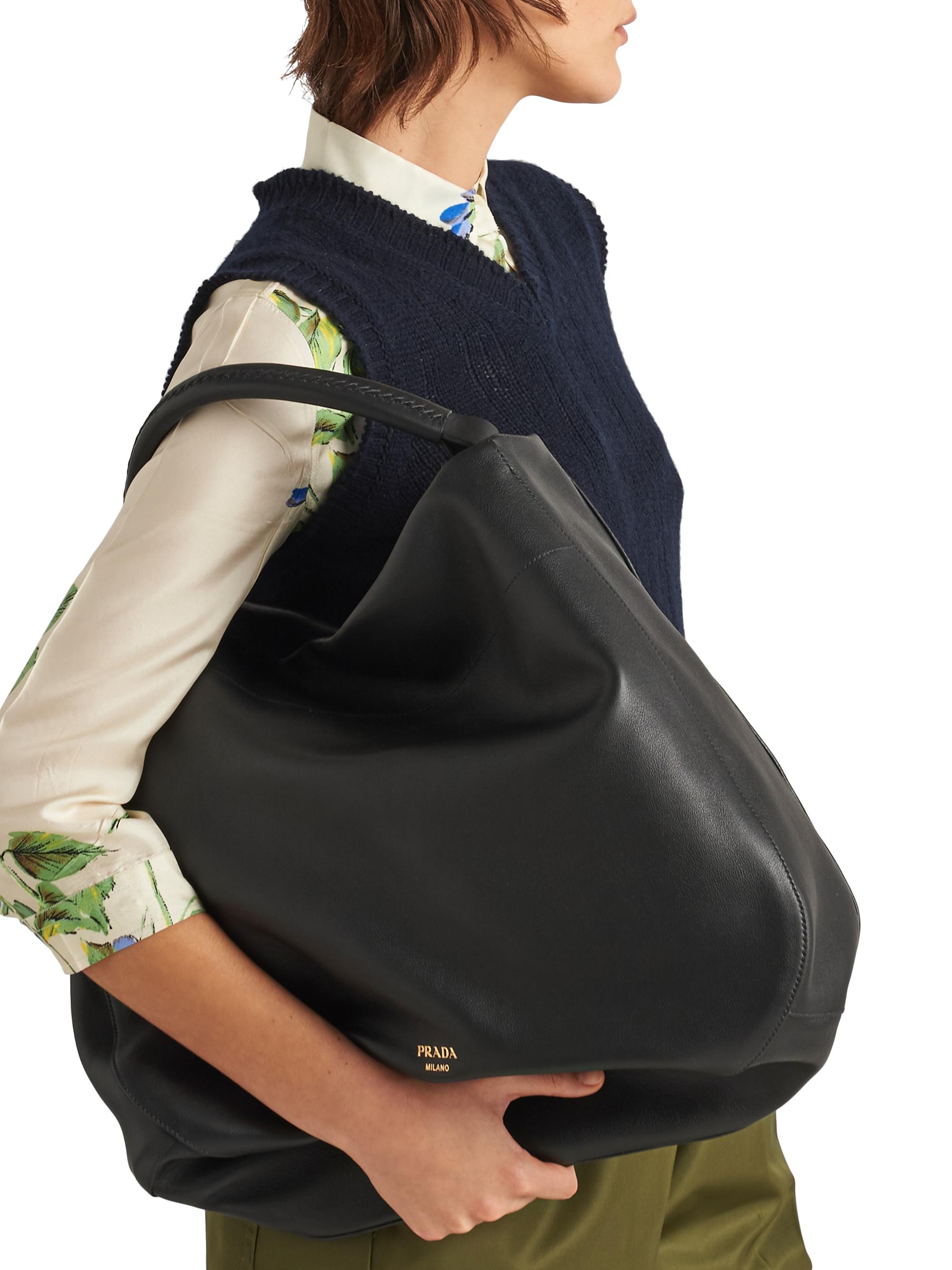 バッグ PRADA leather shoulder bag Black Prada Leather Shoulder Bag | Black | FARFETCH