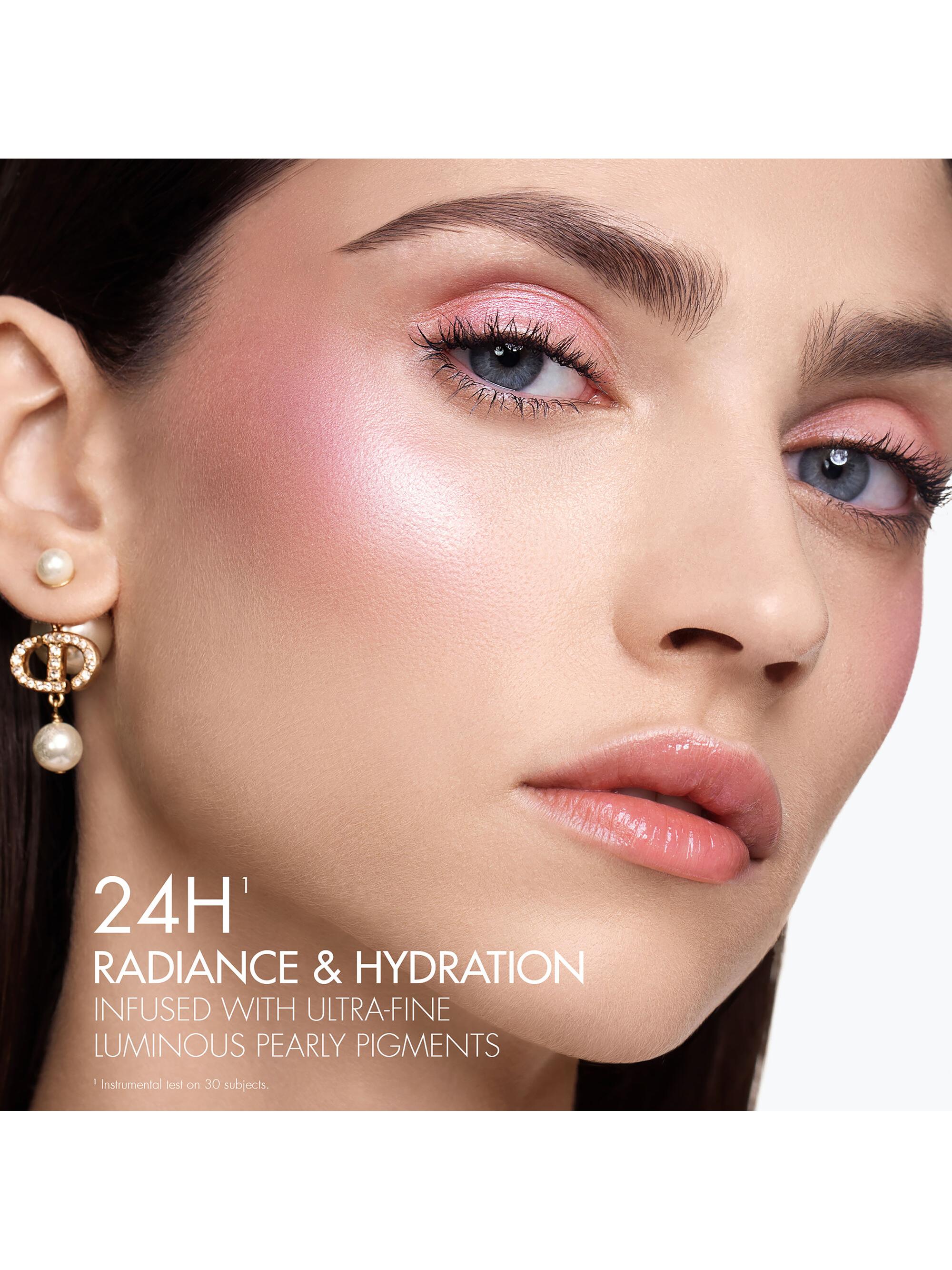 Dior FOREVER GLOW MAXIMIZER 10 ライラック Dior Forever Glow Maximizer in 010 Lilac Dior Spring 2025