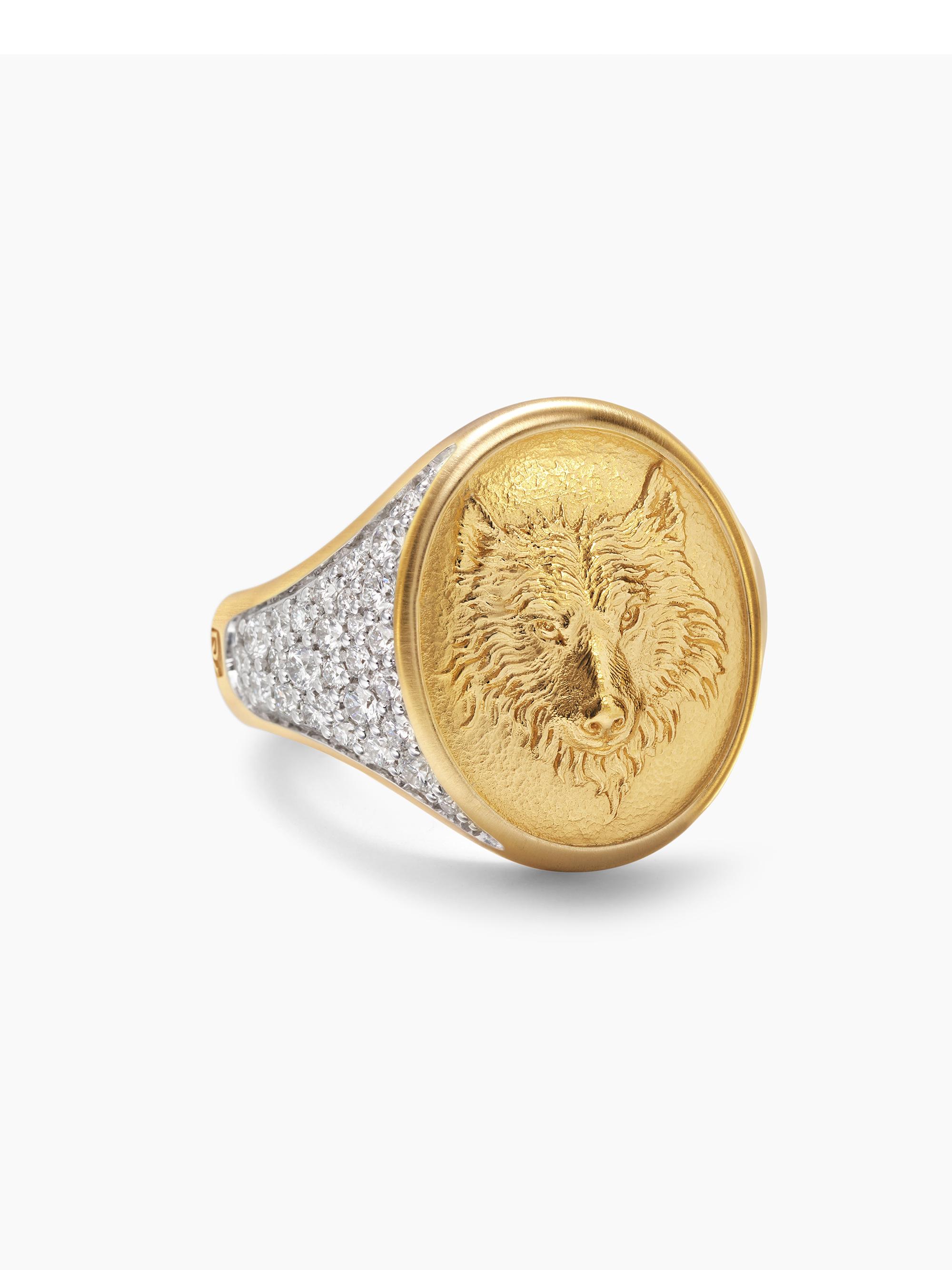 David Yurman Men's Petrvs Wolf Signet Ring in 18K Yellow Gold - Diamond