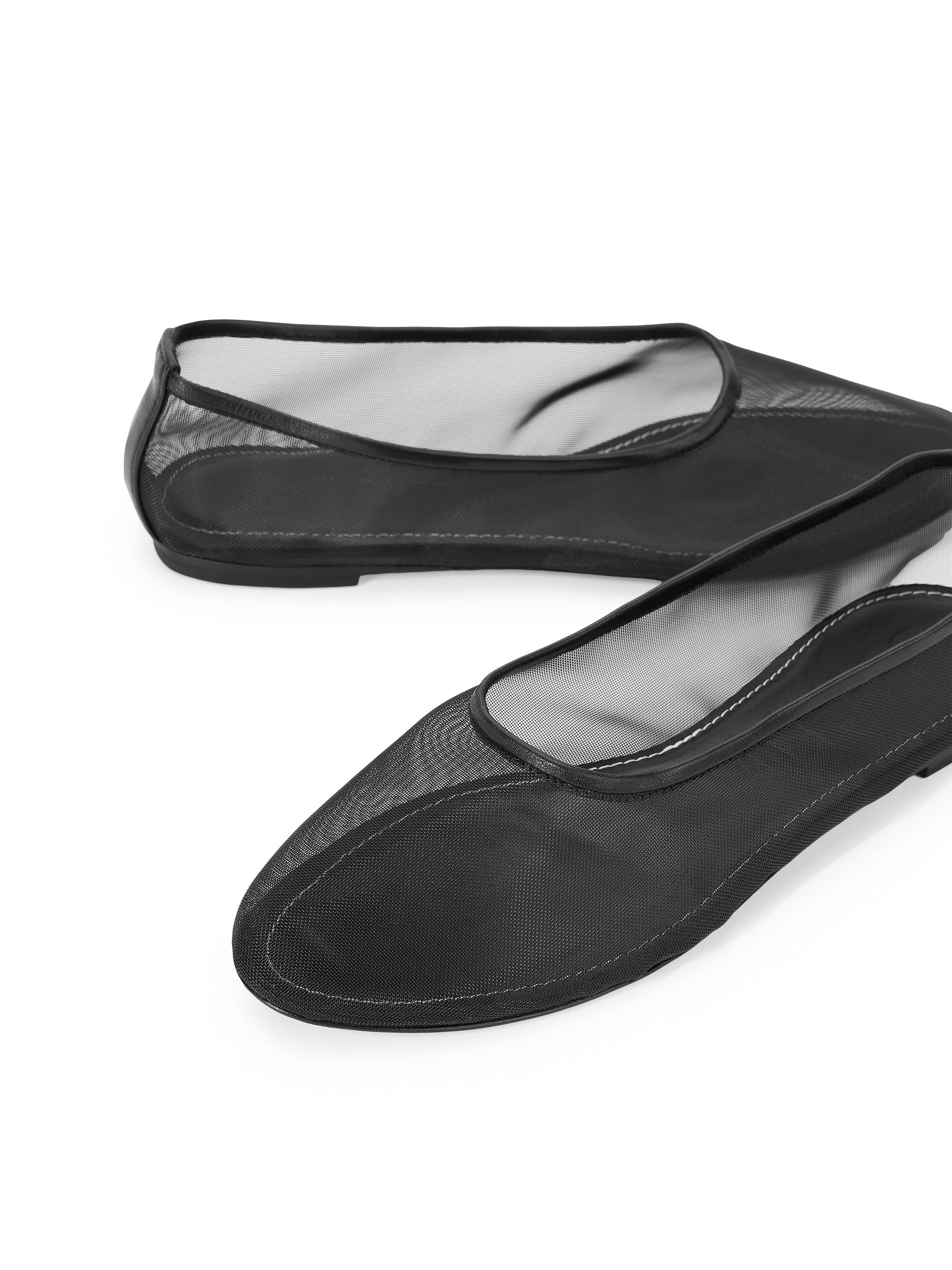 新品・未使用】STAUD FLUFF BALLET FLAT 新品・未使用】STAUD FLUFF