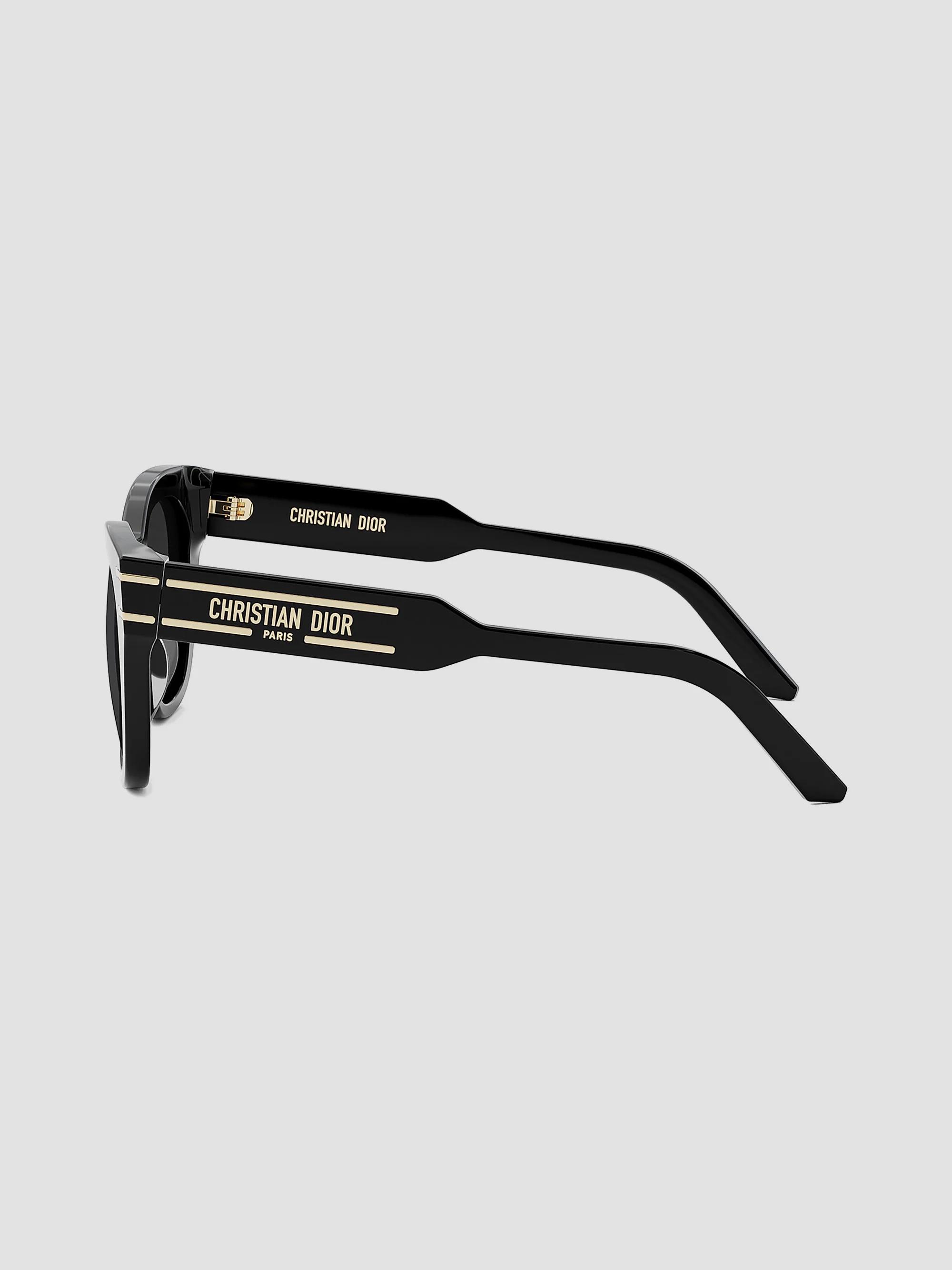 Dior DiorSignature B4I Butterfly Sunglasses | Saks Fifth Avenue display picture 1