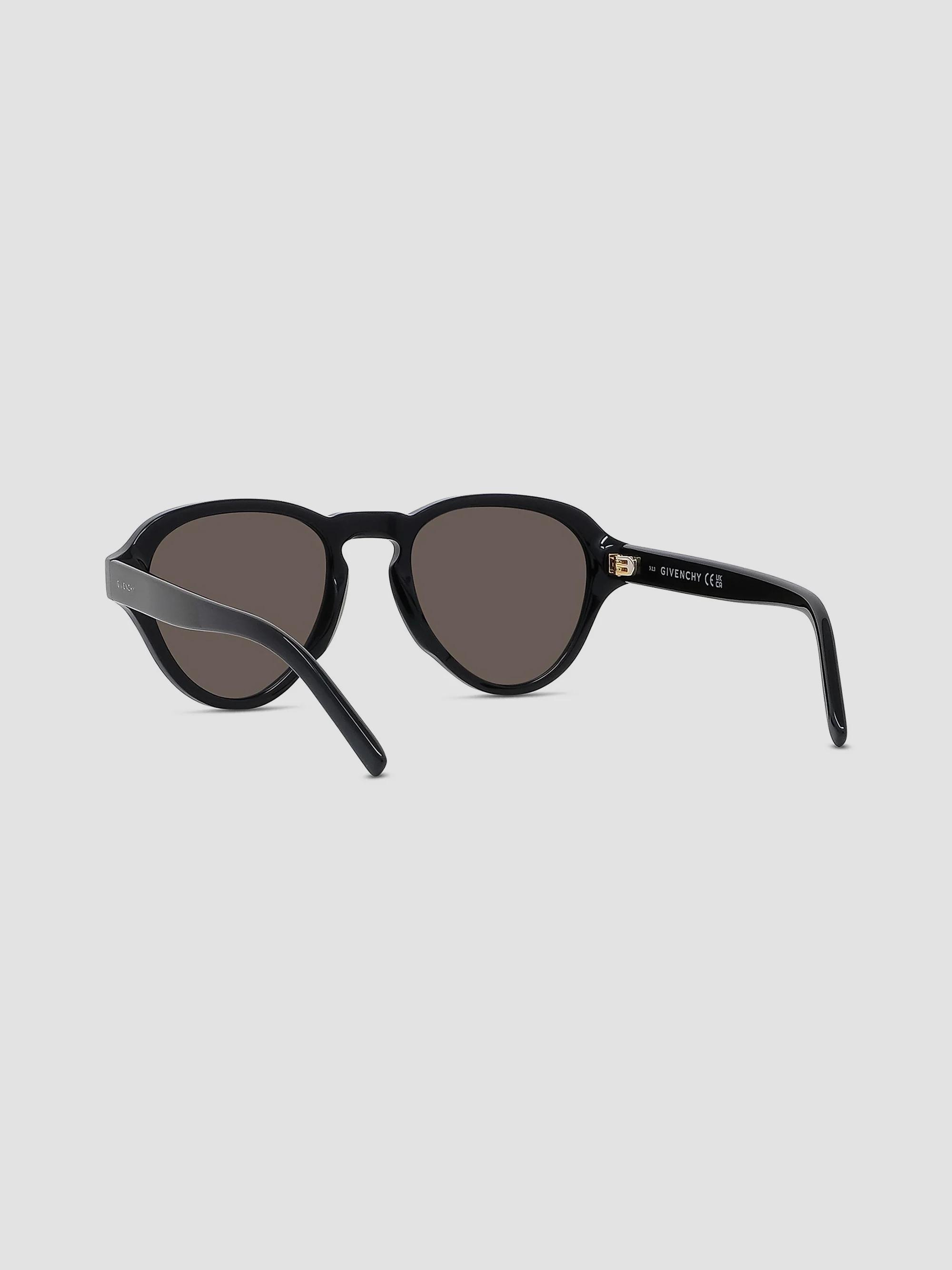 Givenchy Brown Pilot Unisex Sunglasses - GV7195 Givenchy GV7195/S Sunglasses 807/I7 Black/Grey | Genuine Style main image 4