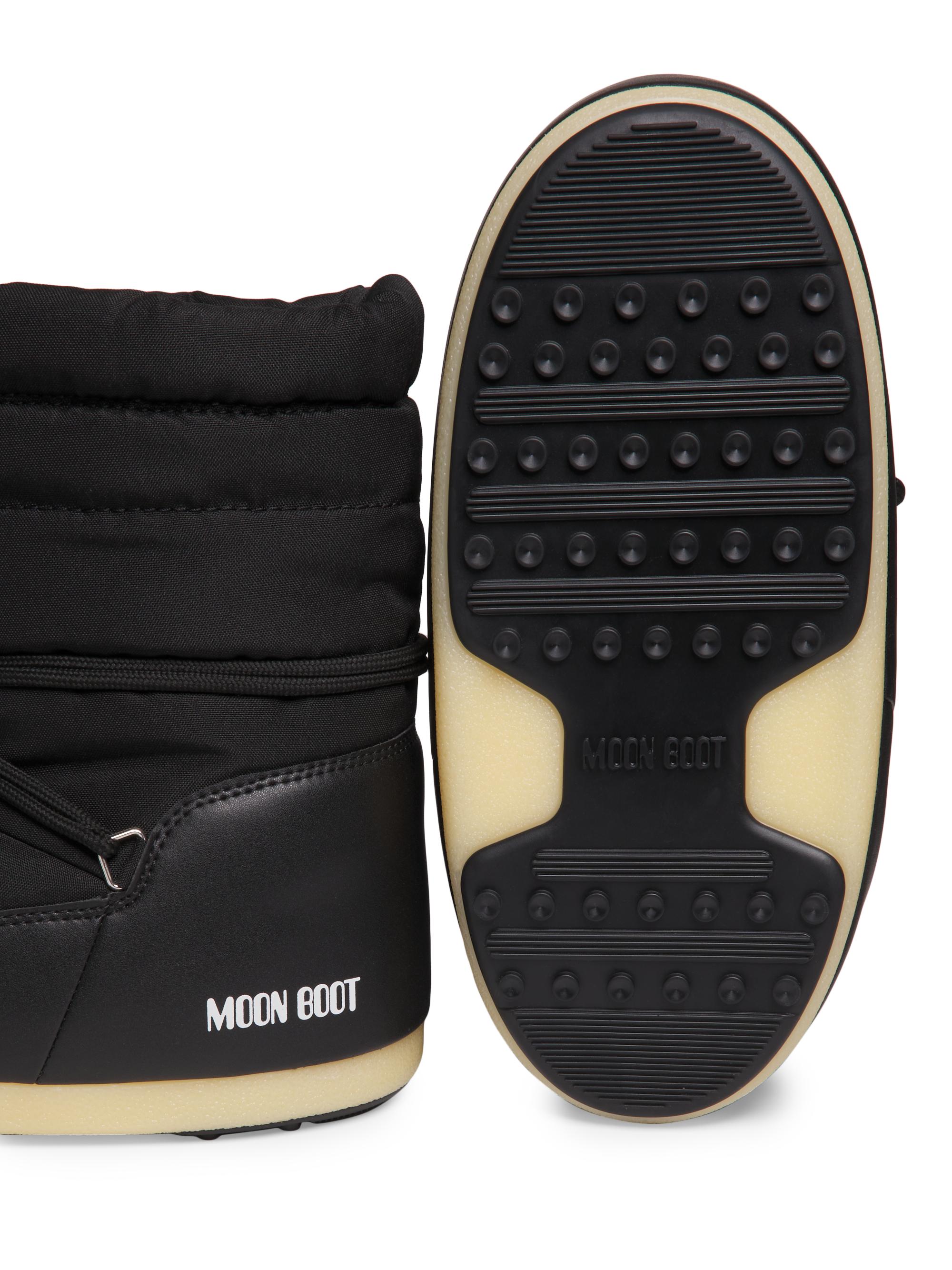Eve 「Winter Goods」 2021 METALLIC APRÈS SKI BOOTS WITH SHEARLING WOLCOTT