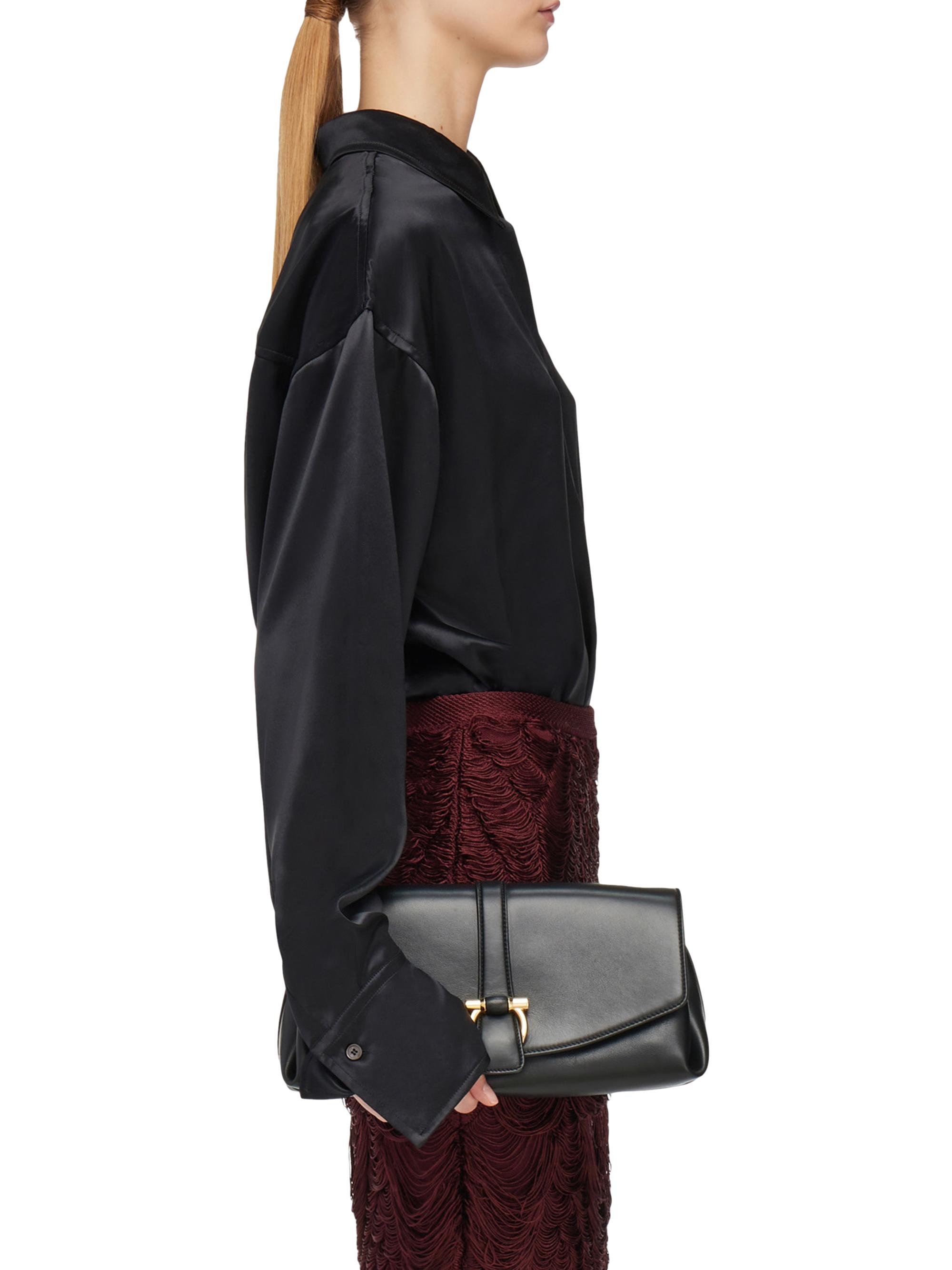 FERRAGAMO Women's  New Line Leather Shoulder Bag - Nero