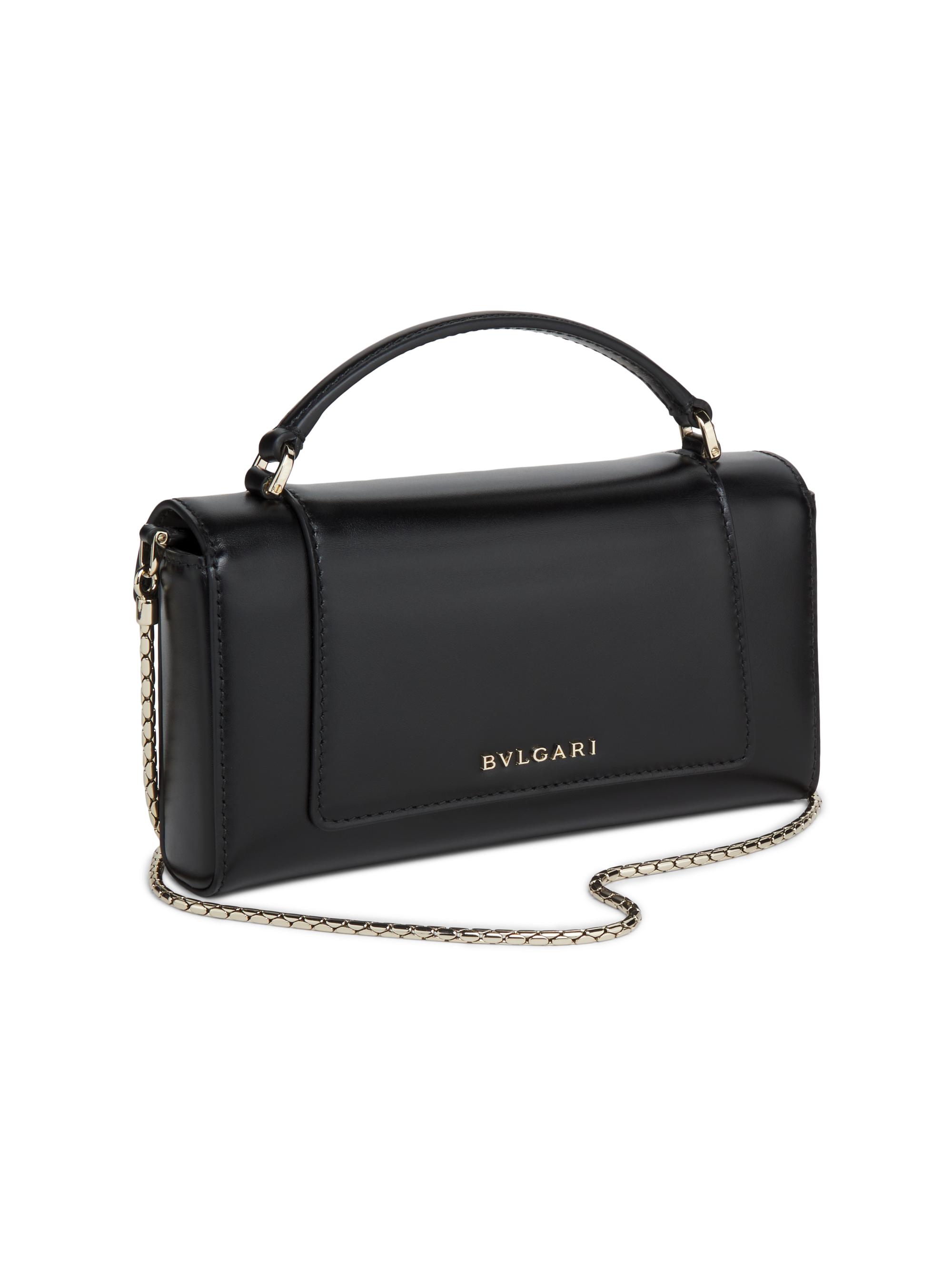 0400021106024_BLACK_A2?wid=830