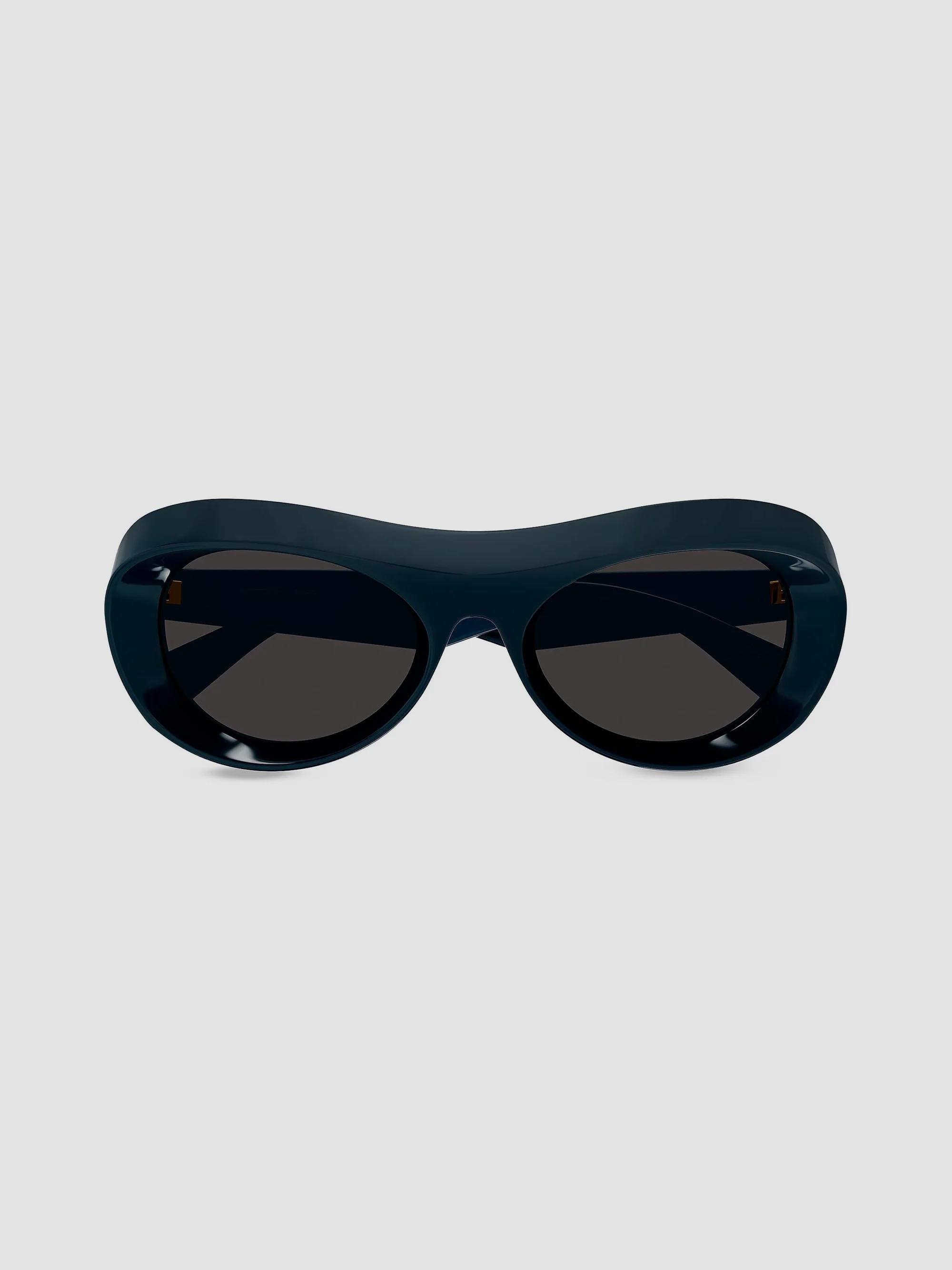 Bottega Veneta Scoop 54MM Oval Sunglasses | Saks Fifth Avenue display picture 3