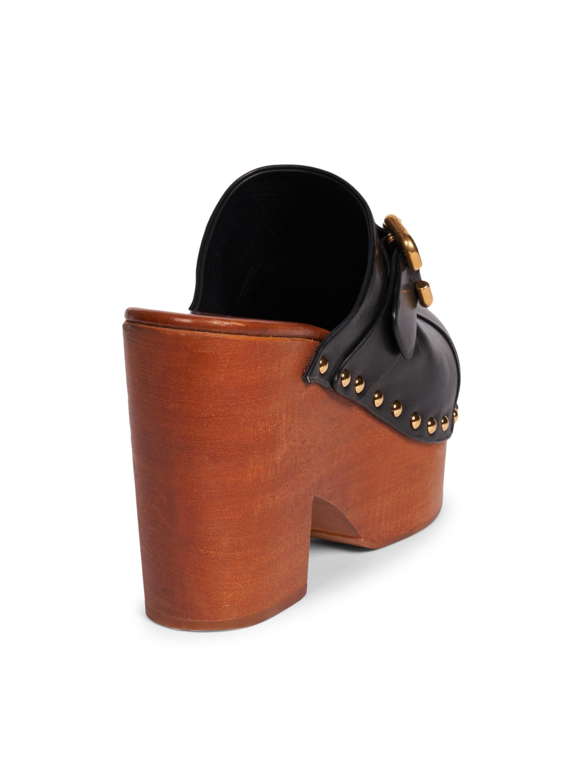 Chloé Jeannette 40MM Leather Clogs | Saks Fifth Avenue