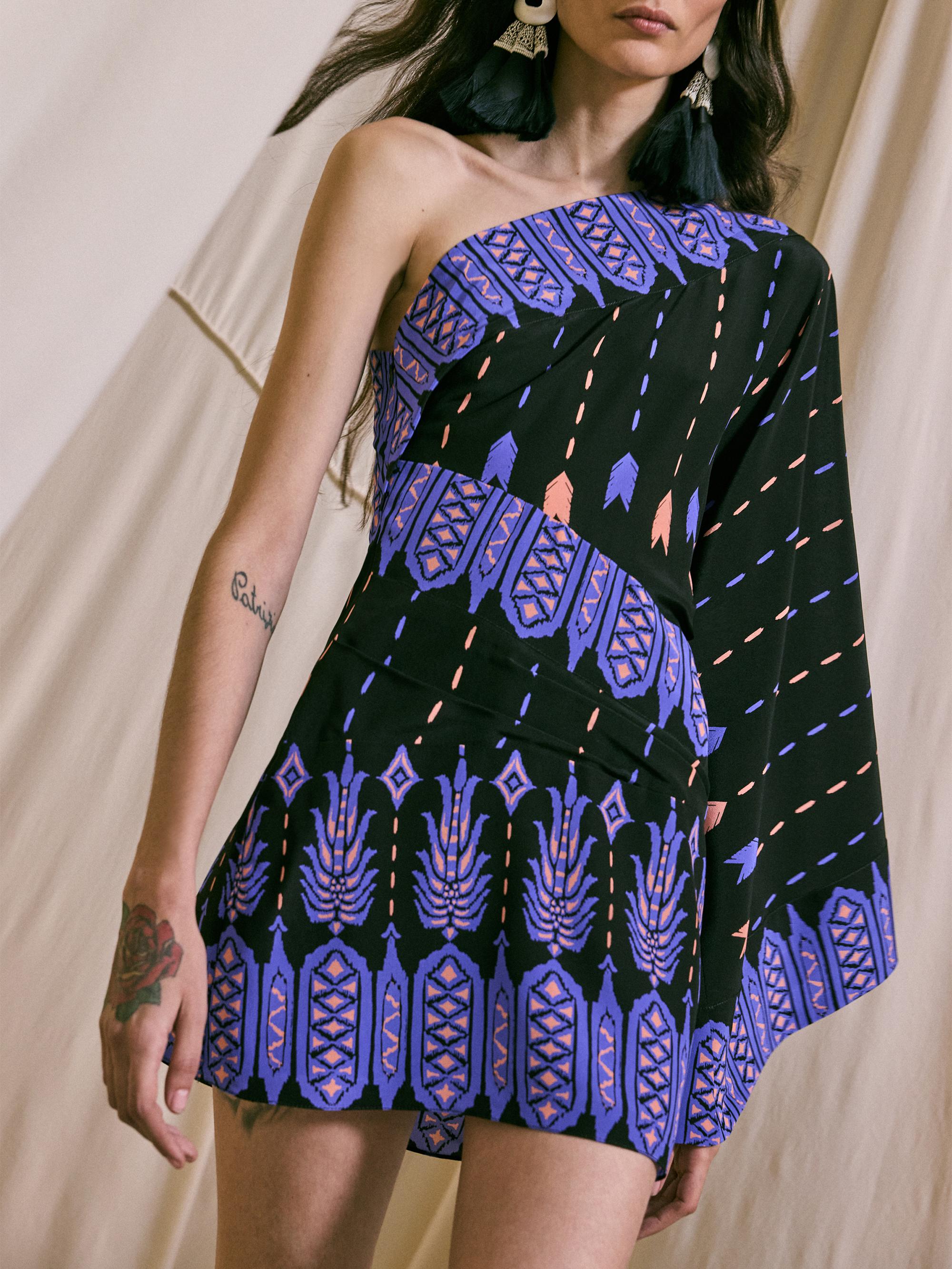 美品　シーニュ　Cygne　ワンショルリボントップス　Veronica　F　黒 Johanna Ortiz Anouk Black Canyon Asymmetric Silk Minidress | Saks