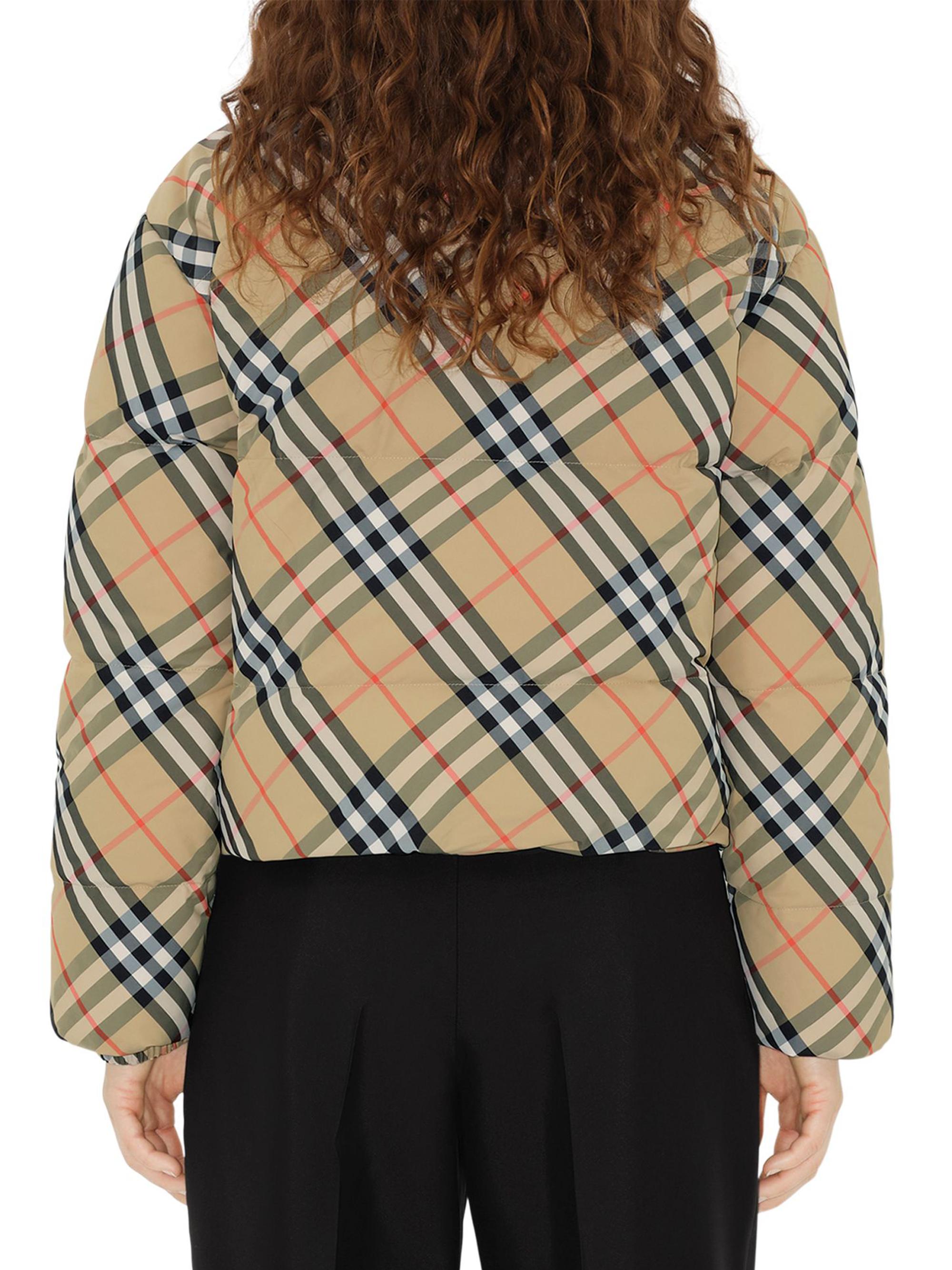 BURBERRY ジャケット　8Y 128cm ウィンドブレーカー BURBERRY ジャケット 8Y 128cm ウィンドブレーカー ウィメンズ