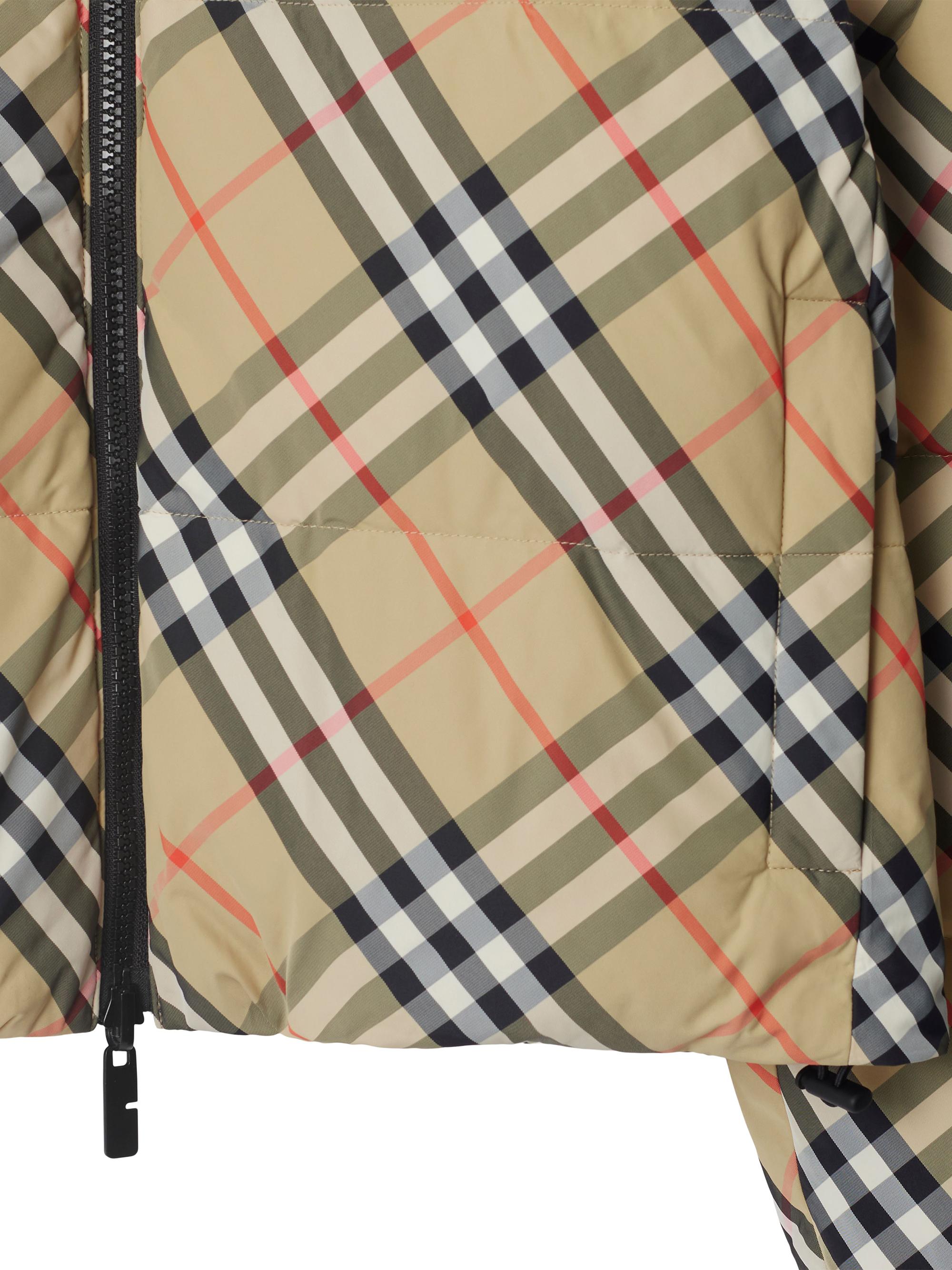 BURBERRY ジャケット　8Y 128cm ウィンドブレーカー BURBERRY ジャケット 8Y 128cm ウィンドブレーカー BURBERRY