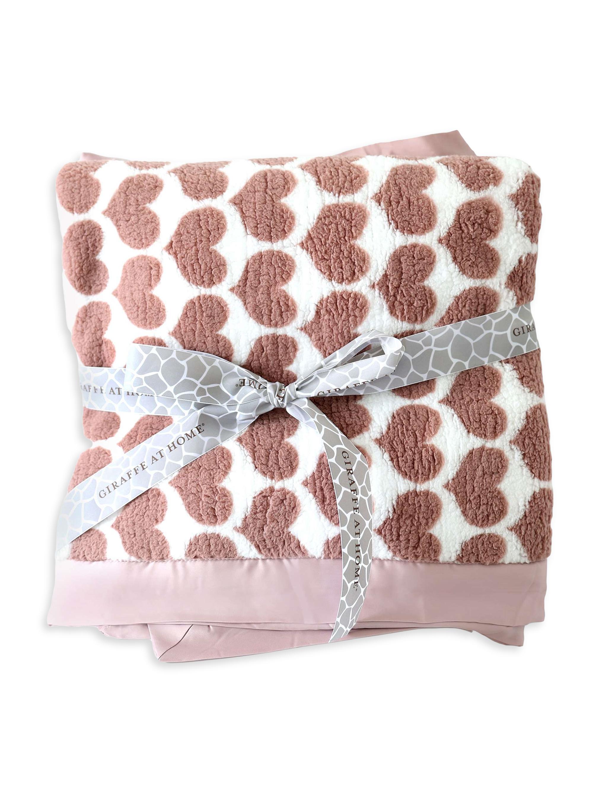 Little Giraffe Heart Satin-Trimmed Throw Blanket Saks Fifth Avenue